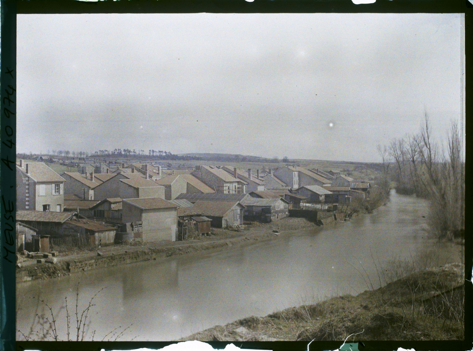 Image représentant France, Varennes, Bords de l'Aire vers Vauquois