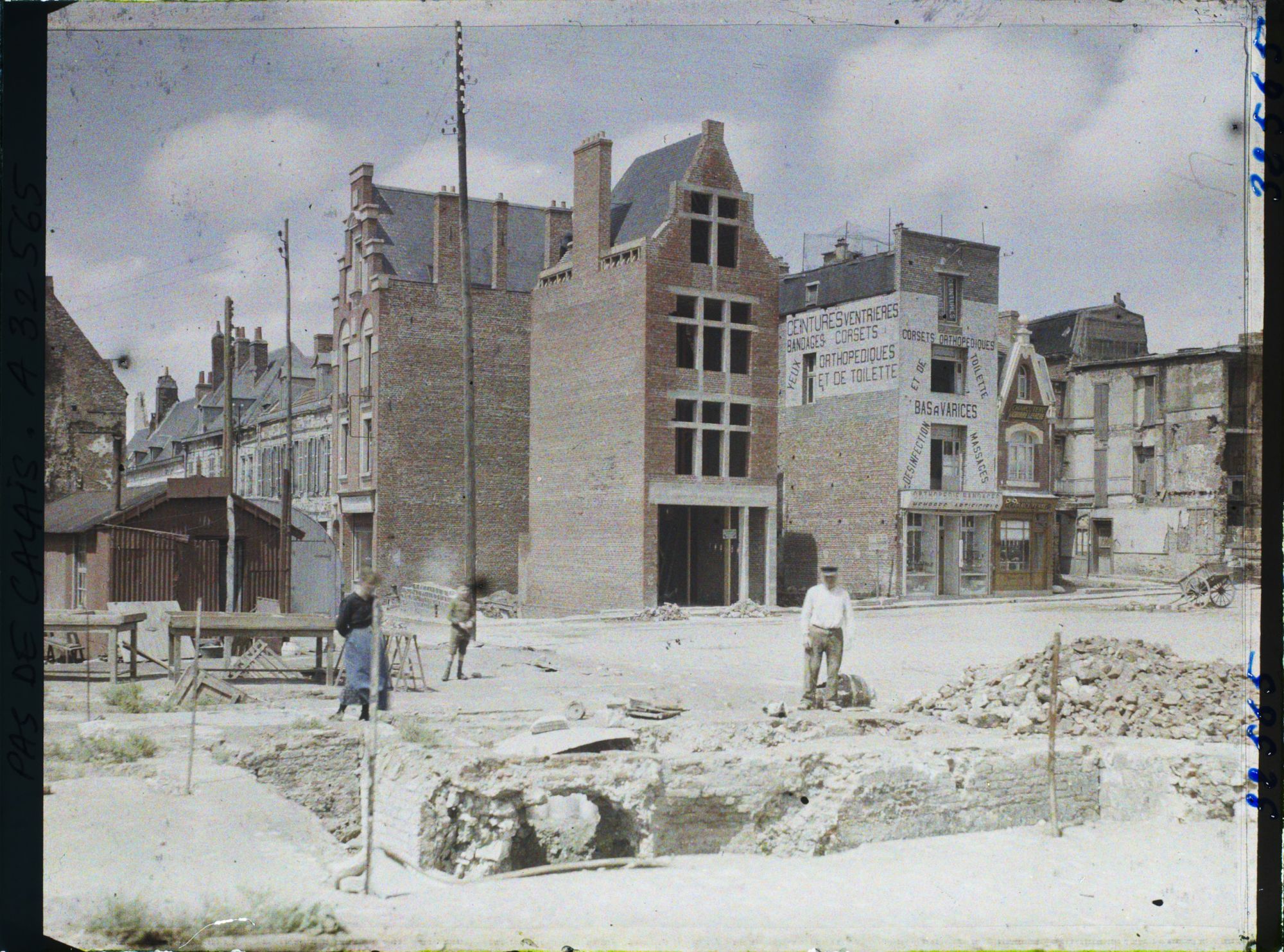 Image représentant France, Arras, Reconstruction place de la Vaquerie