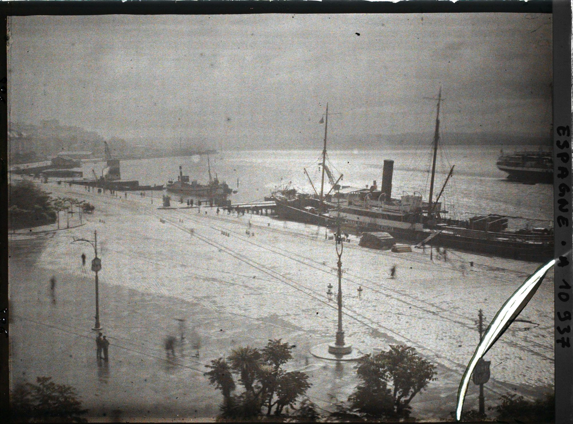 Image représentant Espagne, Santander, Vue prise de ma chambre sur le Port de Santander