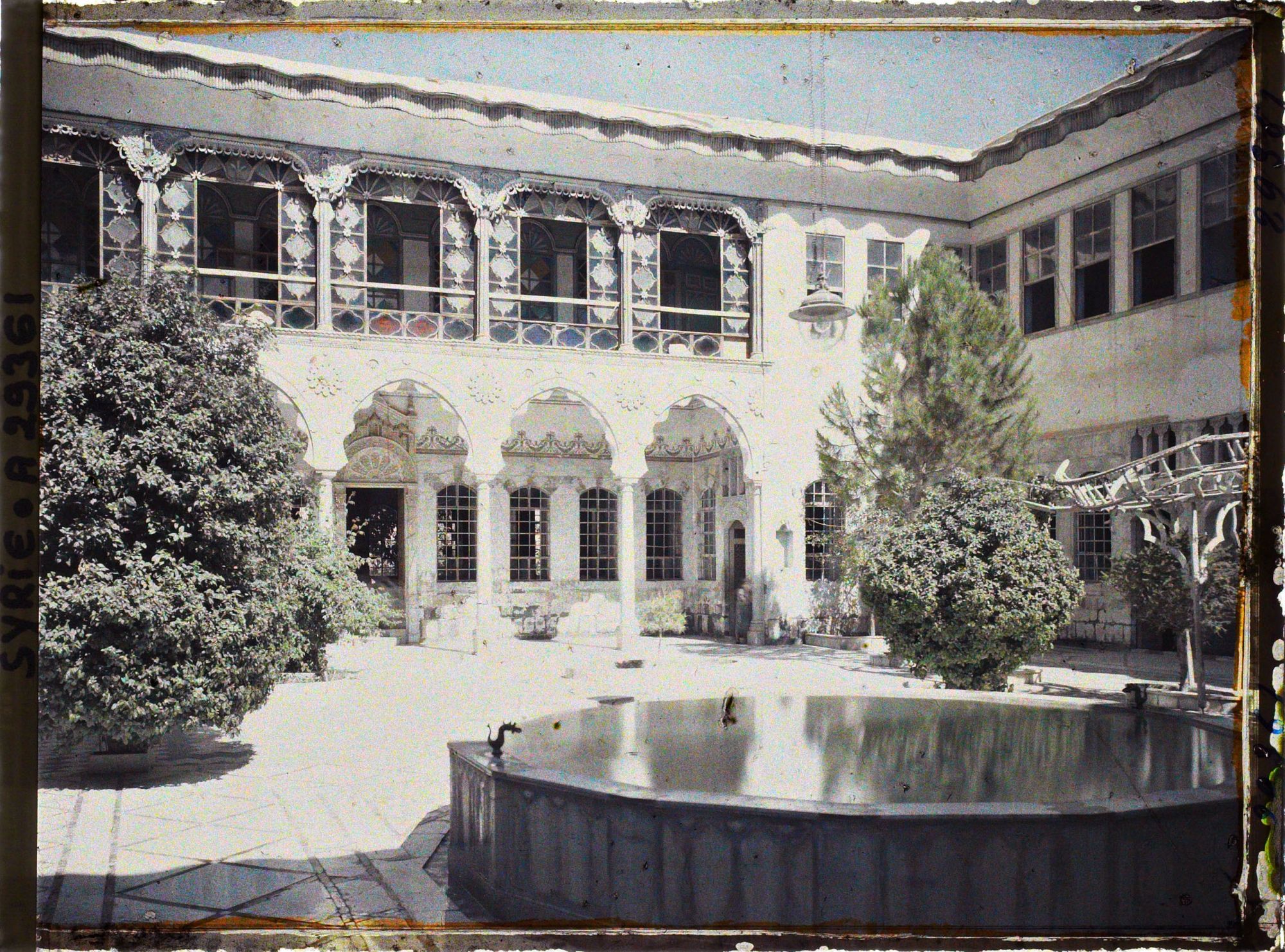 Image représentant Cour intérieure d'une riche demeure damascène (maison Chamieh)