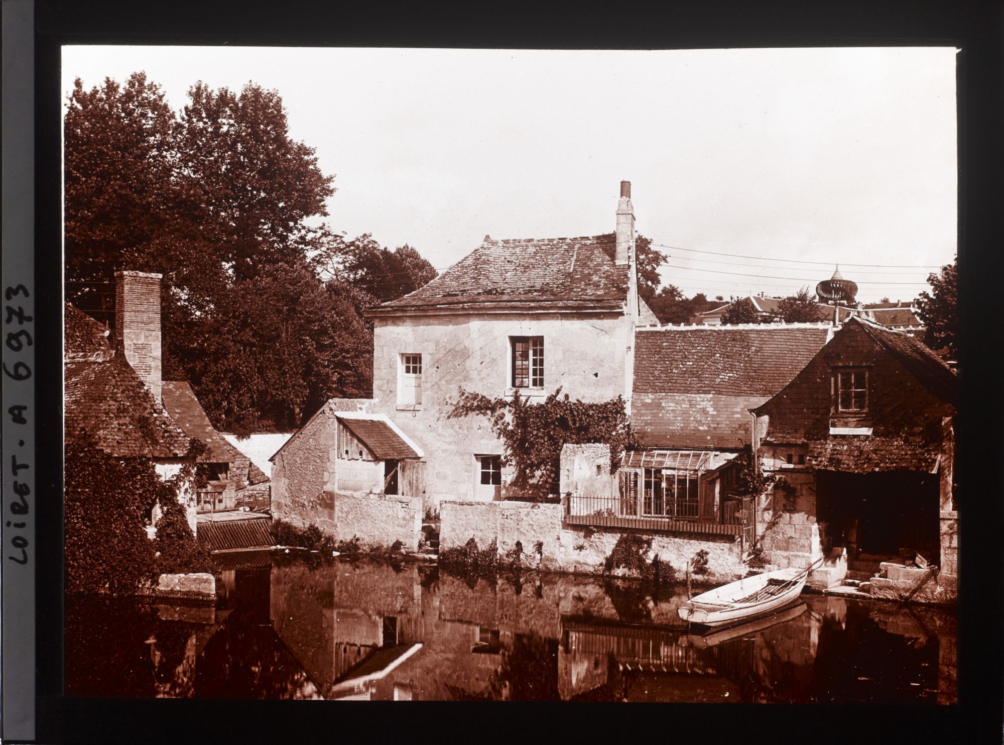 Image représentant Lavoir en bord de Loire