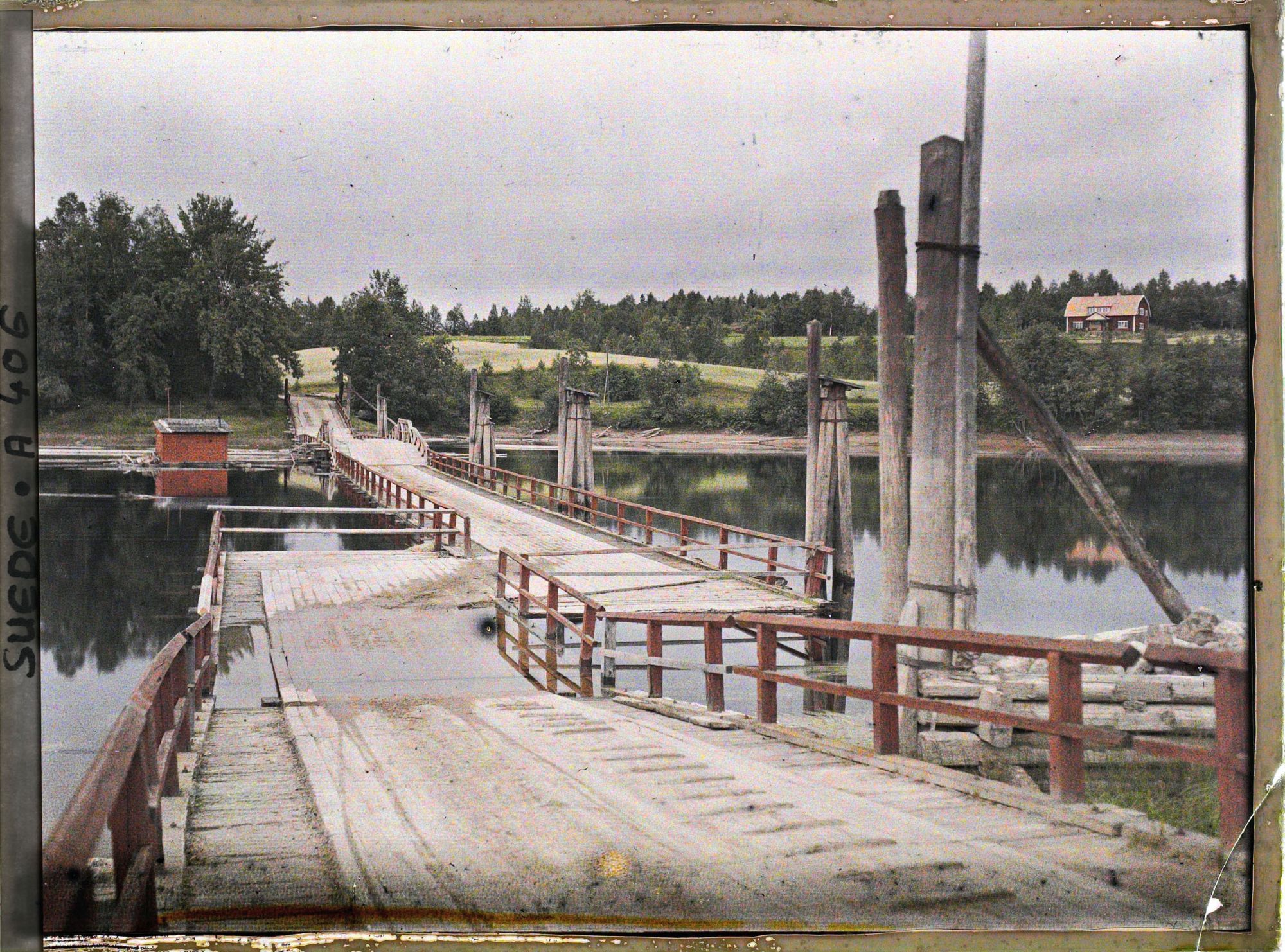 Image représentant Le pont flottant sur l'Österdalälven