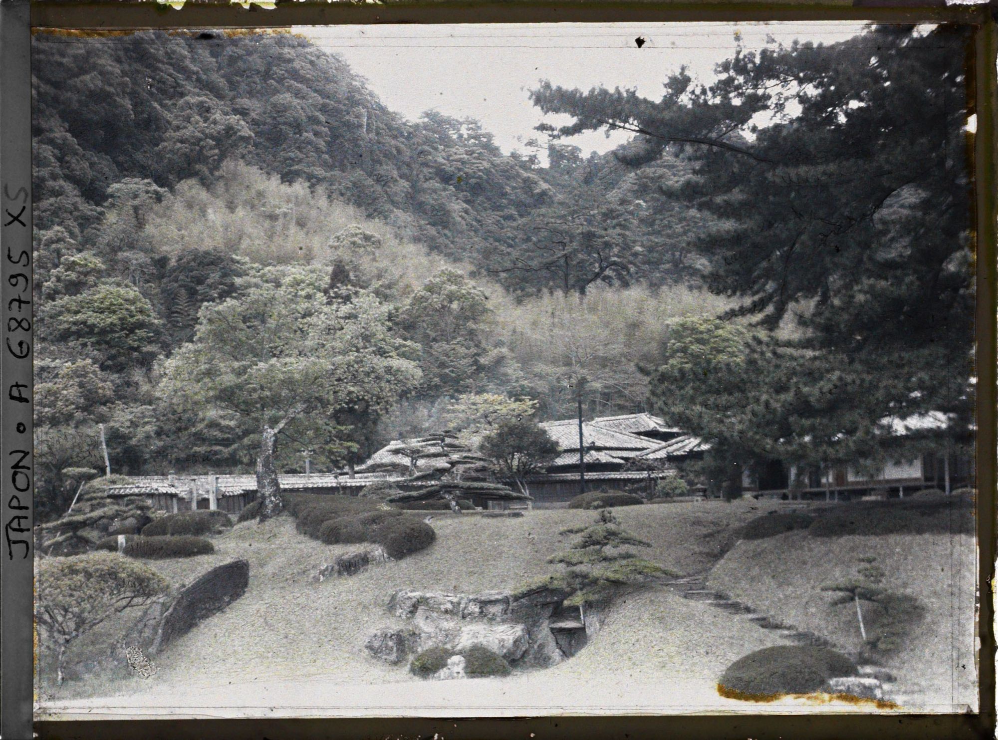 Image représentant Le jardin Iso-teien (Sengan-en) : le palais Iso-goten