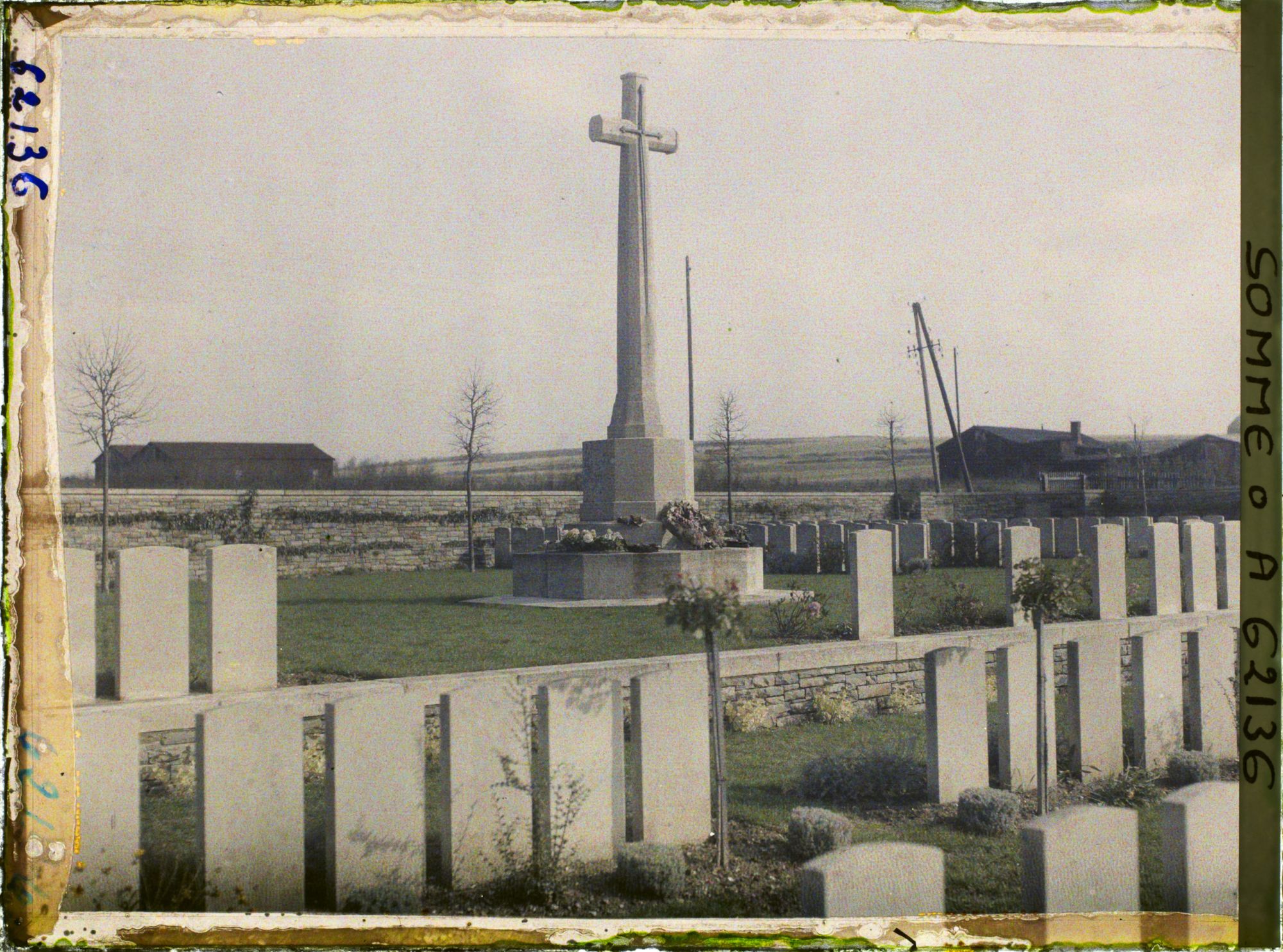 Image représentant Somme, Albert, Le Cimetière Britannique