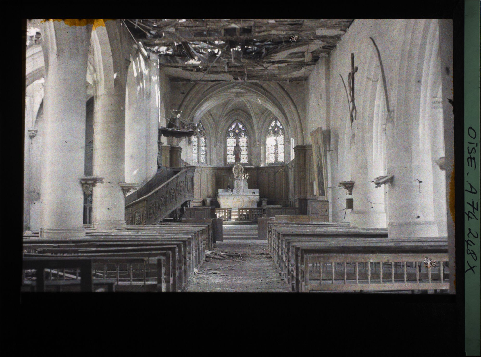 Image représentant L'église en ruines