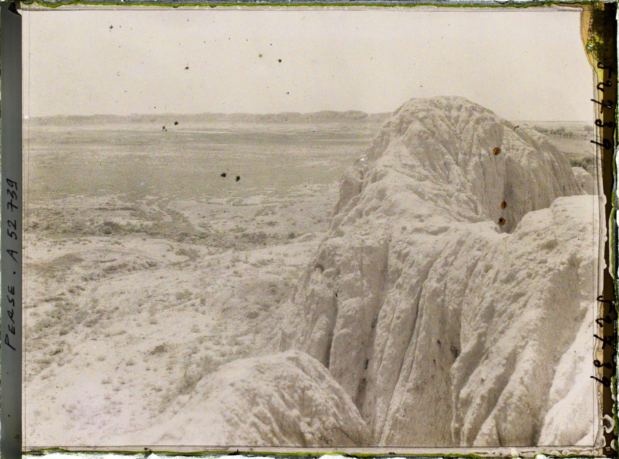 Image représentant Vestiges de l'enceinte de la ville (enceinte sassanide ?)