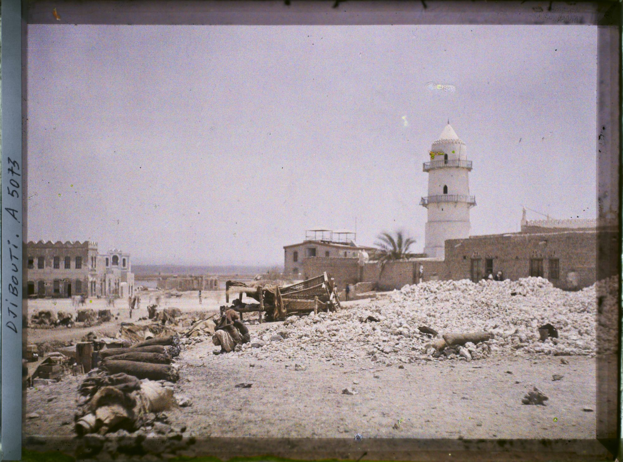 Image représentant Le marché au bois et le minaret de la mosquée Hamoudi