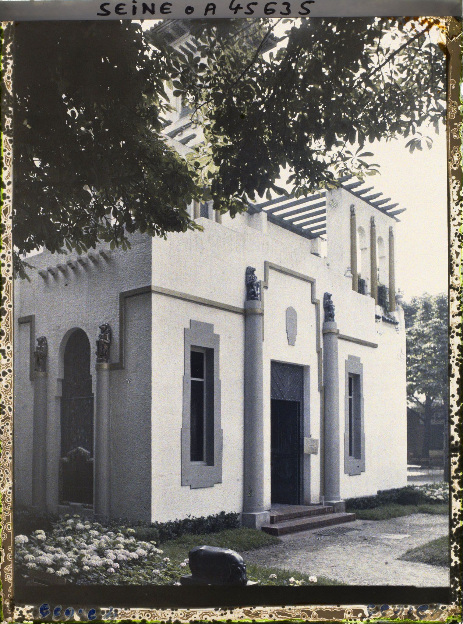 Image représentant L'Exposition des arts décoratifs, Pavillon de l'Espagne