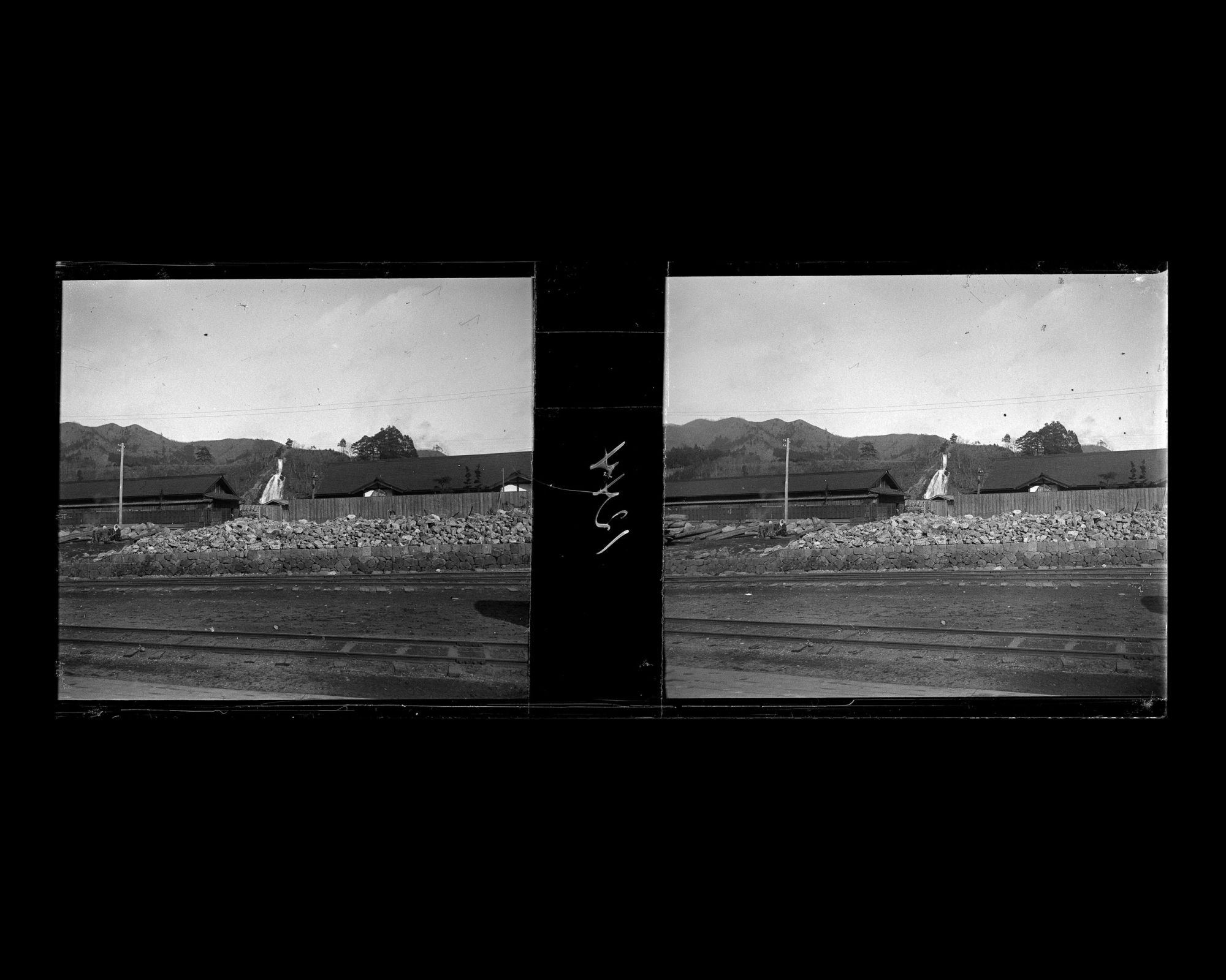 Image représentant Les rails du chemin de fer de la gare de Nikko