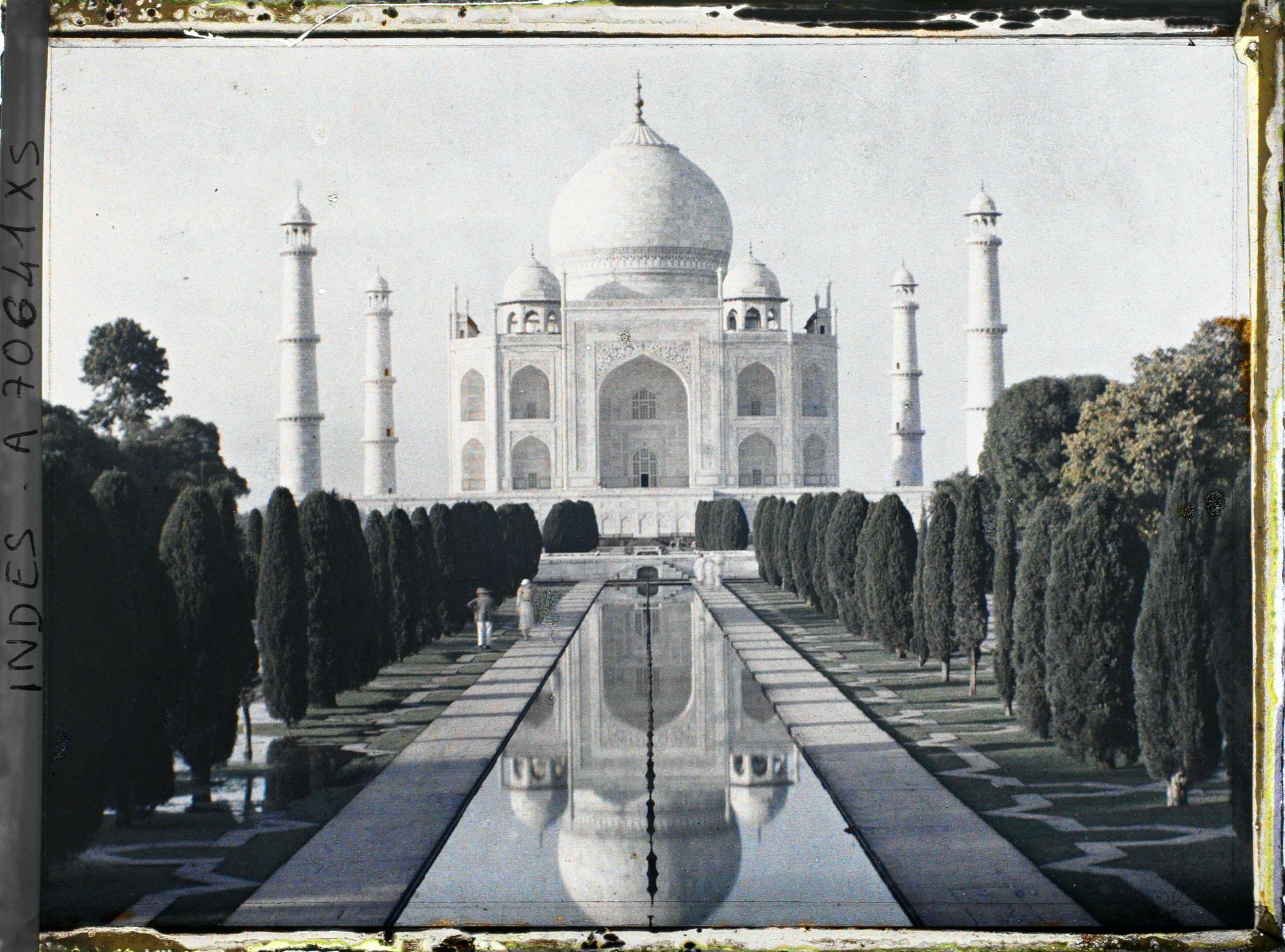 Image représentant Le grand canal axial et le mausolée du Taj Mahal