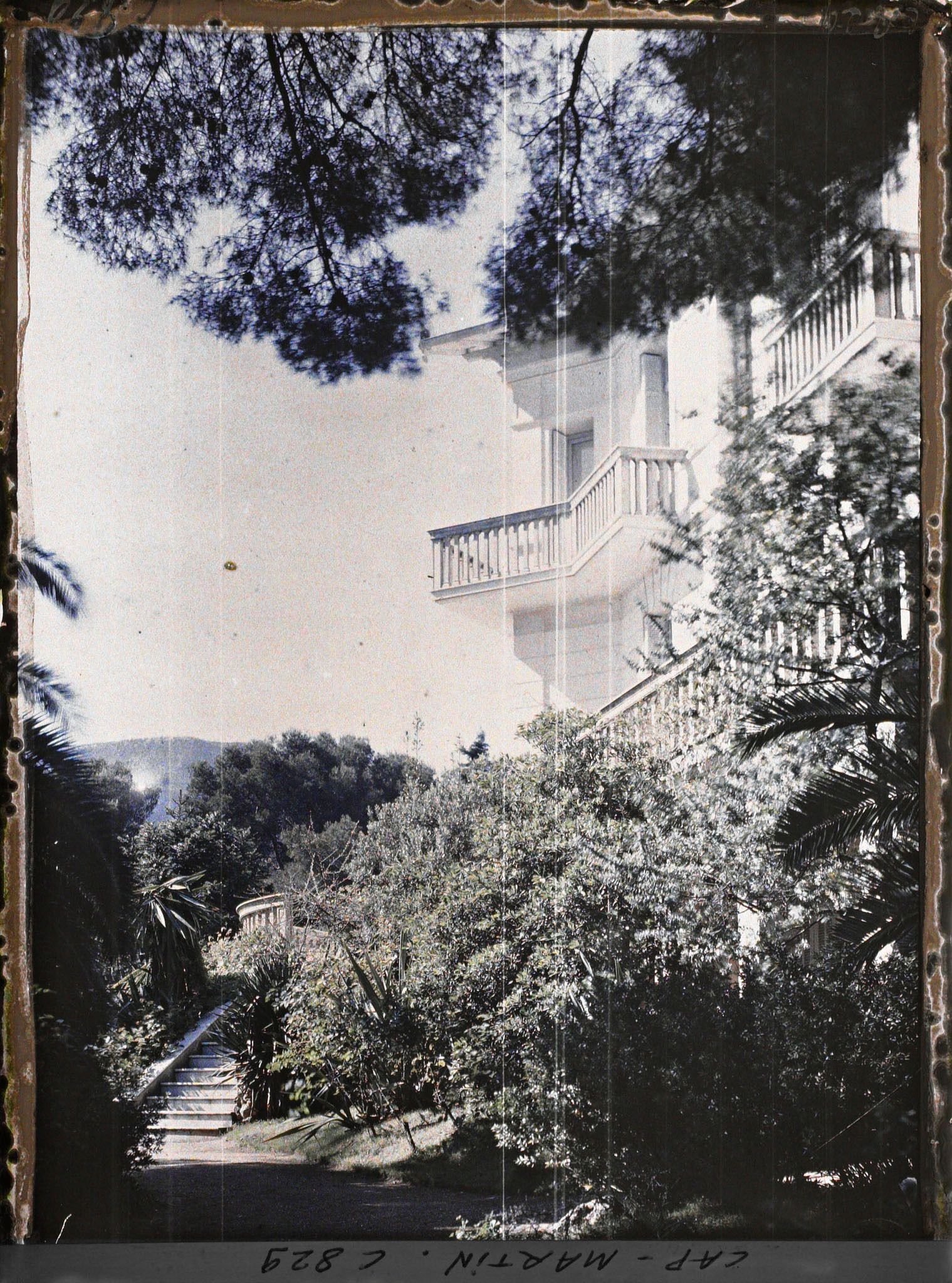 Image représentant La villa Dunure, appartenant à Albert Kahn