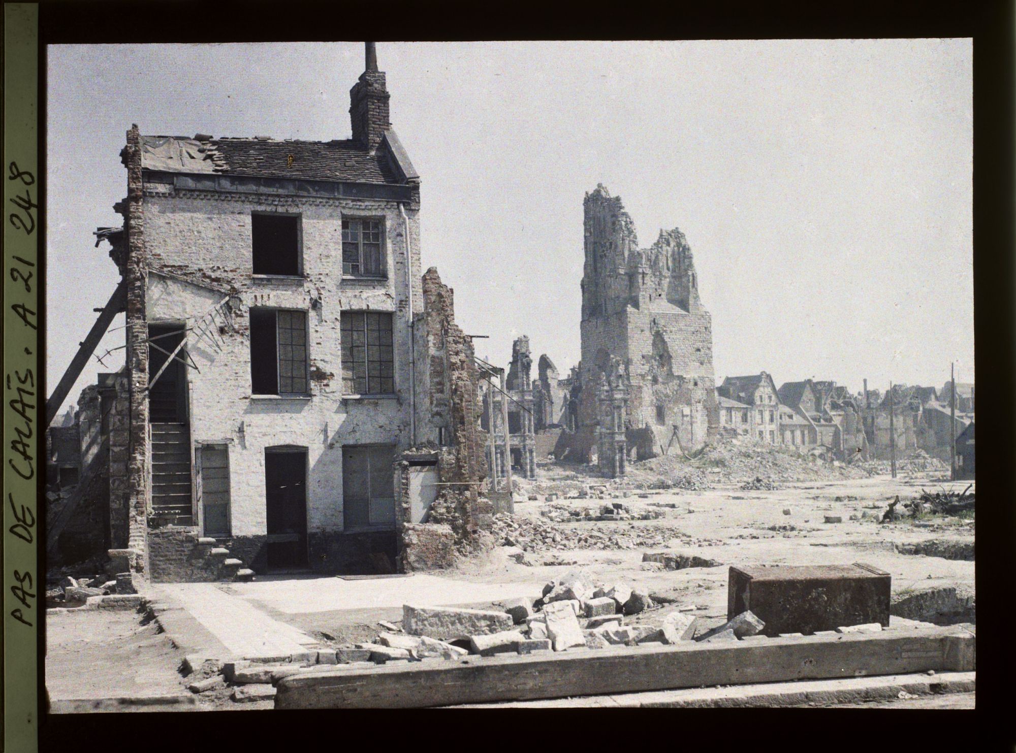 Image représentant France, Arras, Nouvel aspect vers l'Hôtel de Ville