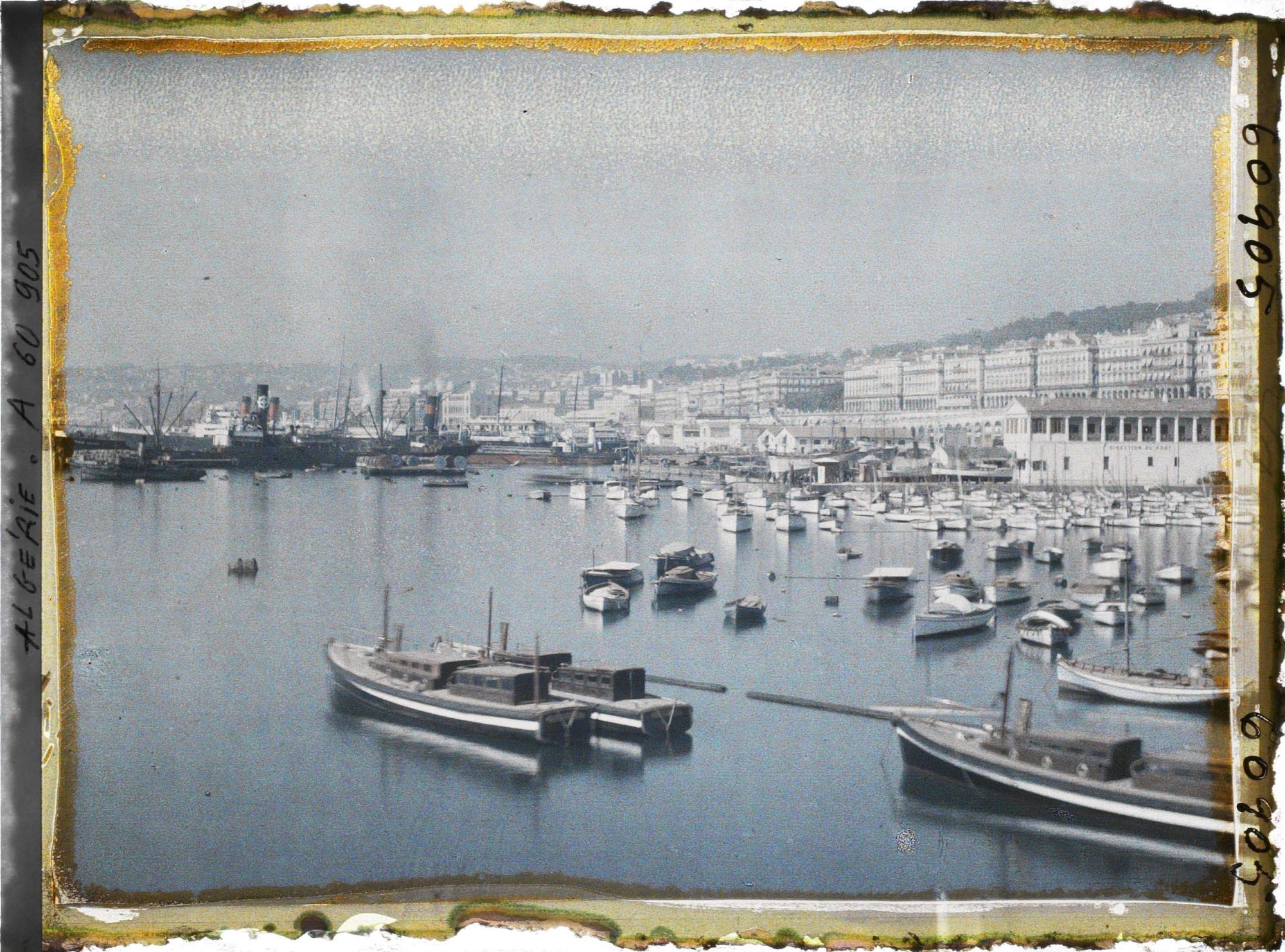 Image représentant Vue du port