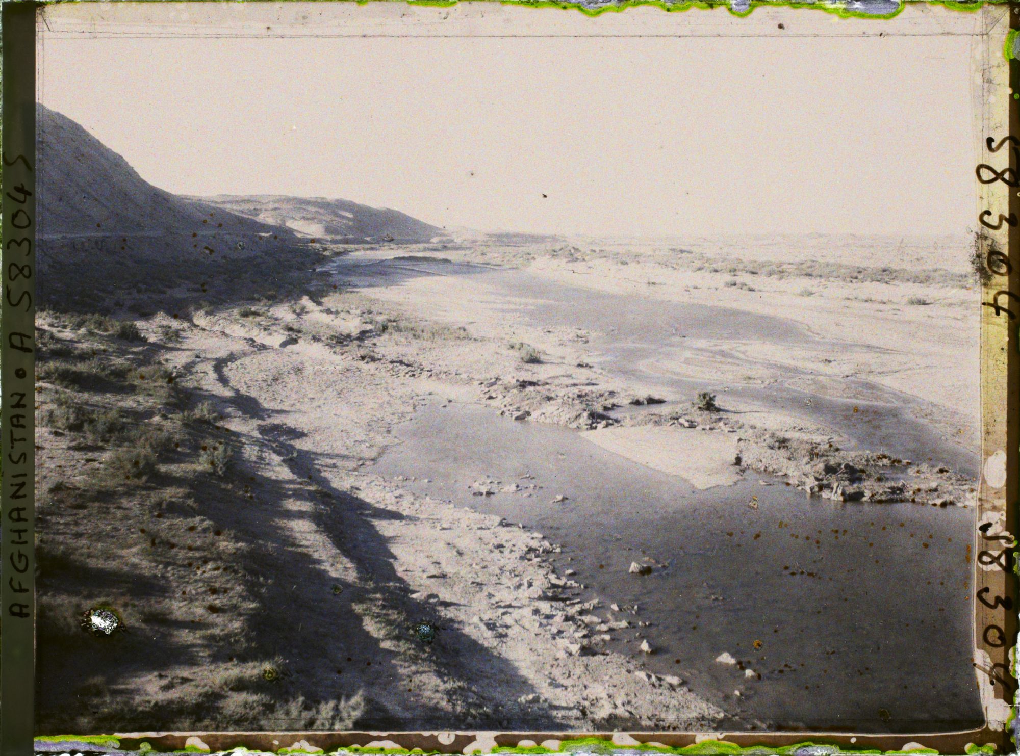 Image représentant Vue sur le fleuve Hari Rud