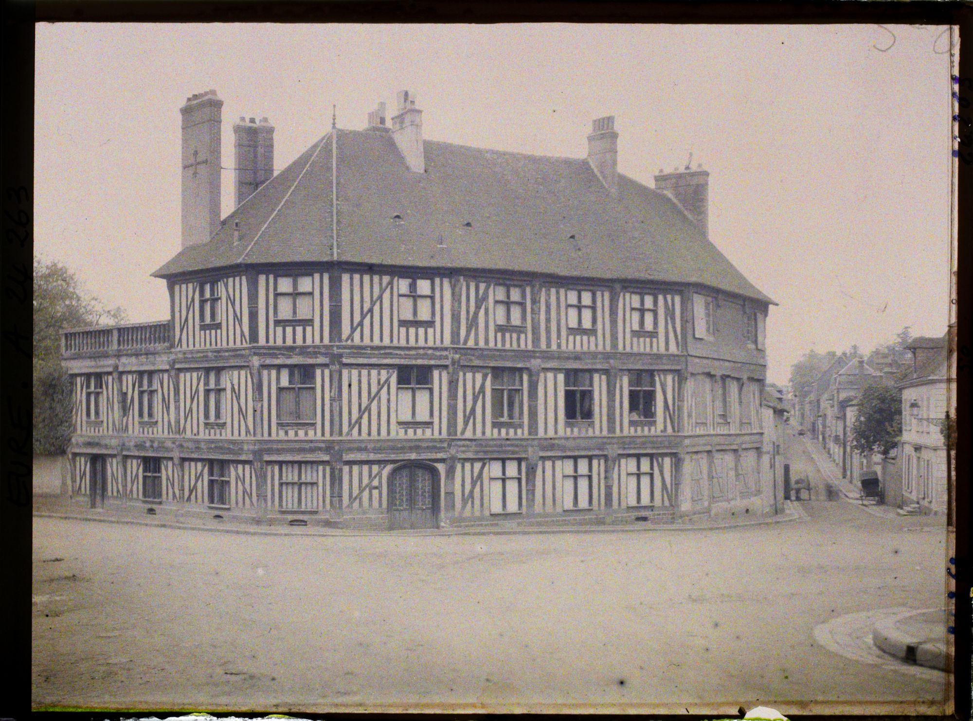 Image représentant Vieille maison place Thiers