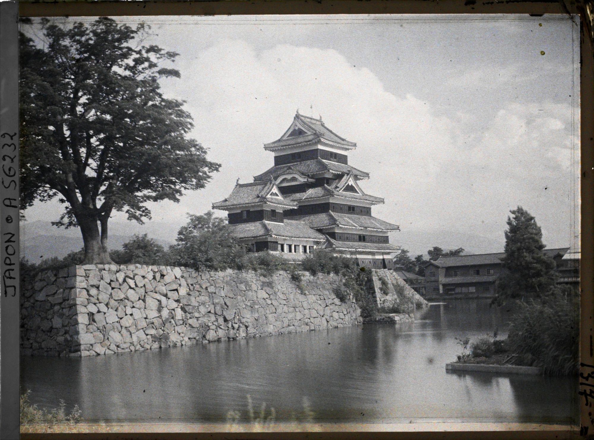 Image représentant Le château médiéval, vu du nord-ouest