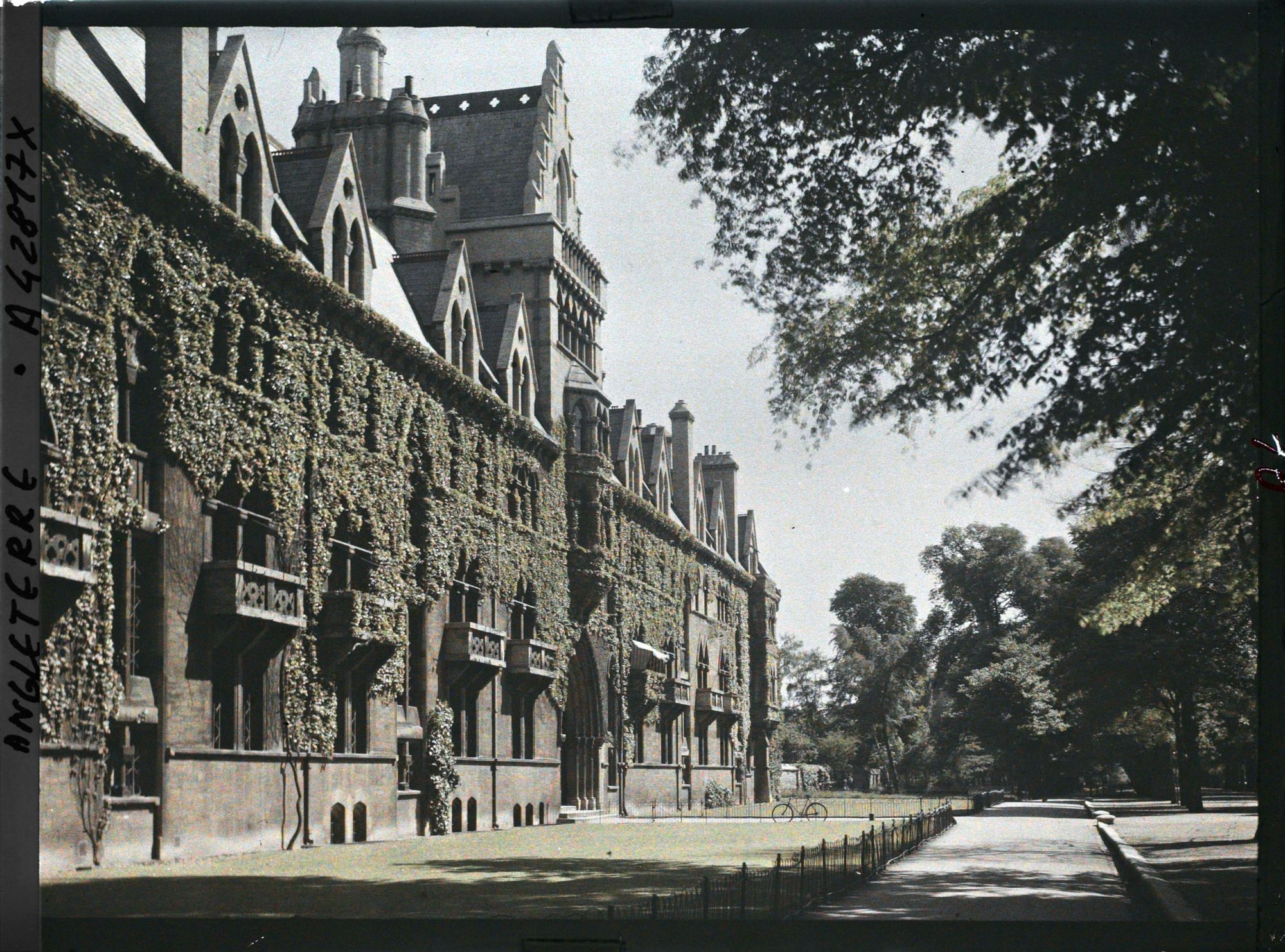 Image représentant Façade sud (dite " Meadow Building ") du Christ Church College sur Sainte Aldate's street