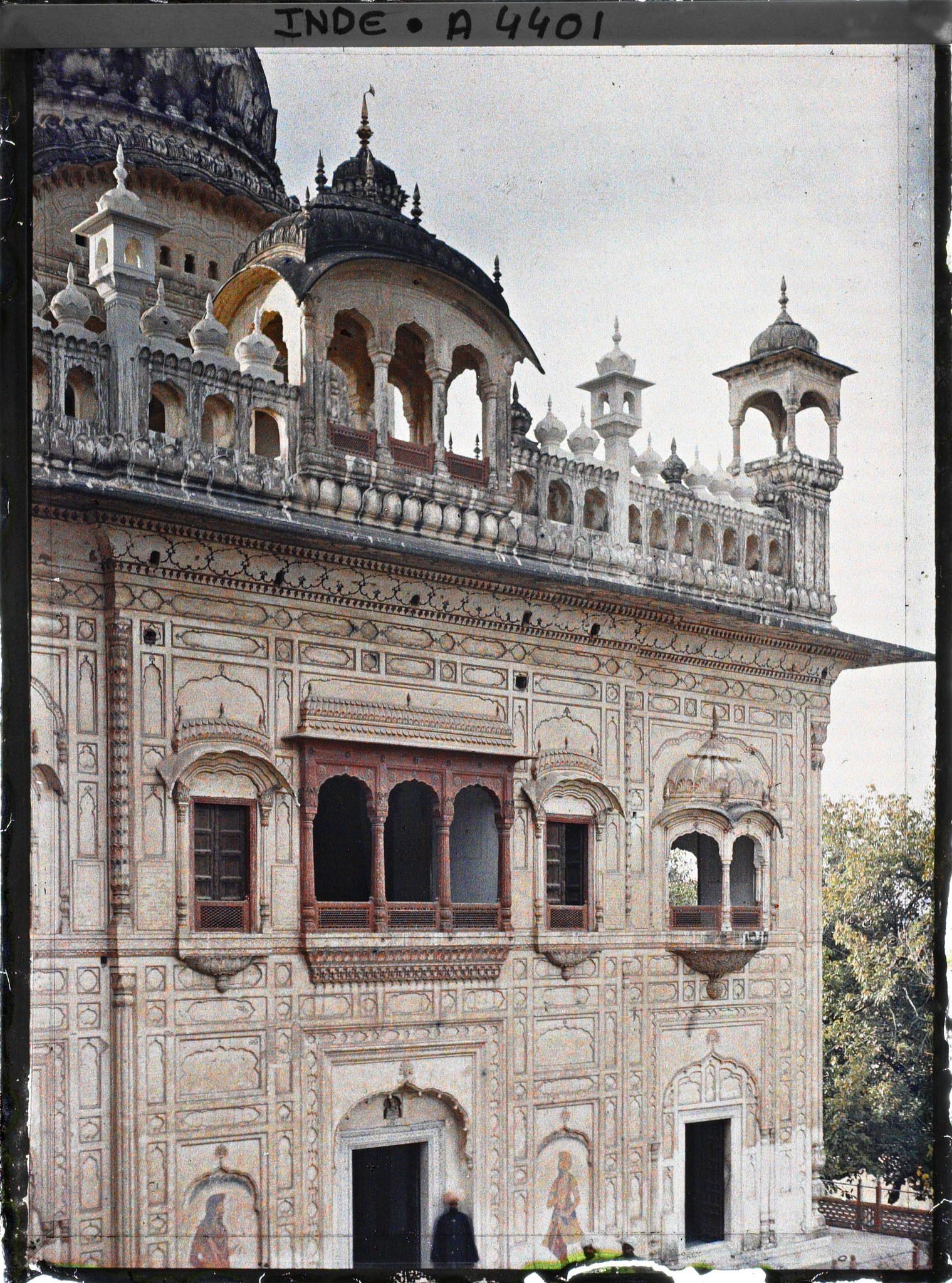 Image représentant Le Samadhi (mausolée) de Ranjit Singh, " Sher-e-Punjab " ("le Lion du Penjab "), maharajah du Penjab et de l'empire sikh (1780-1839)