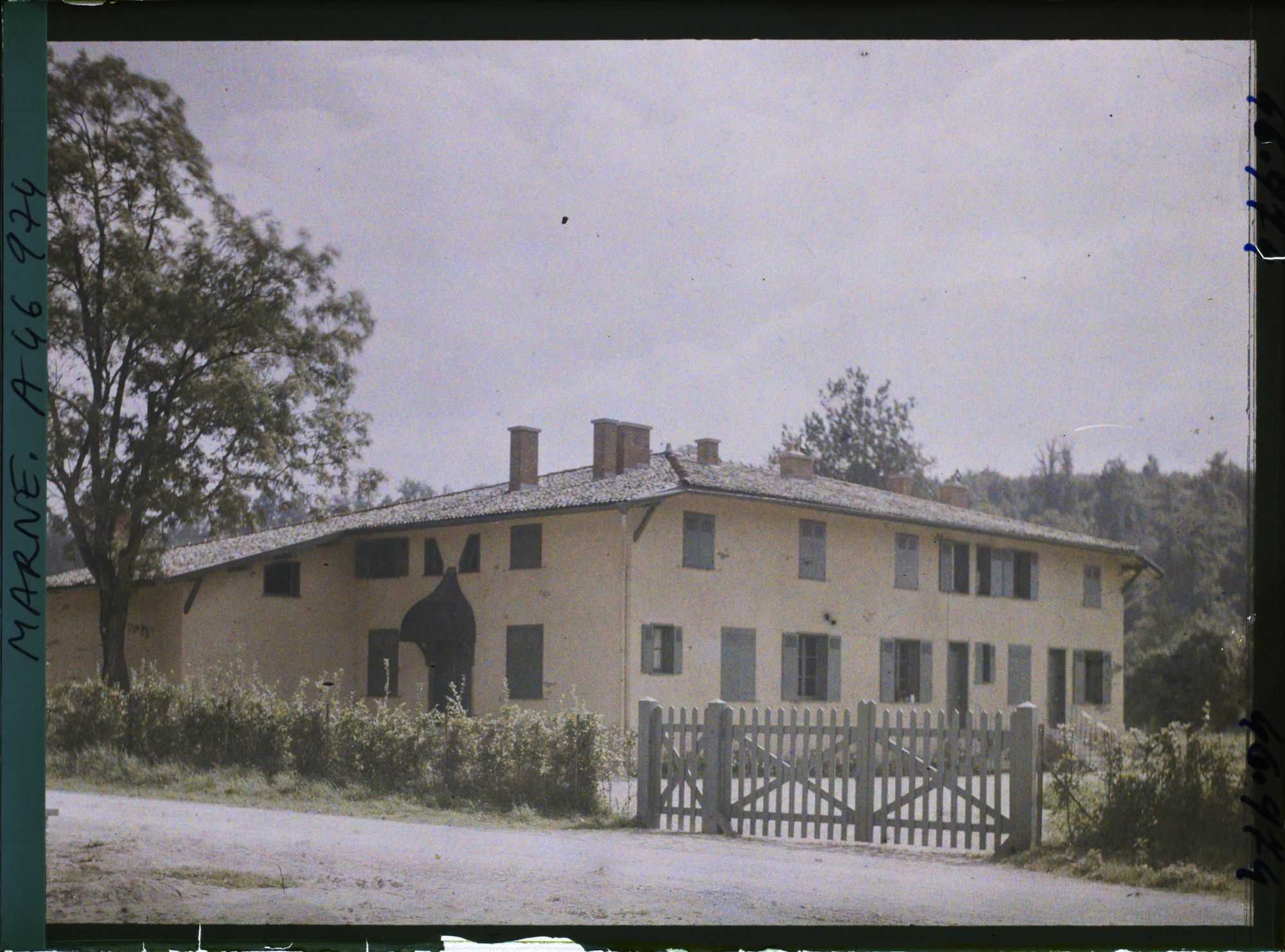 Image représentant France, La Harazée Marne (60 h), Reconstruction dans le Style régional
