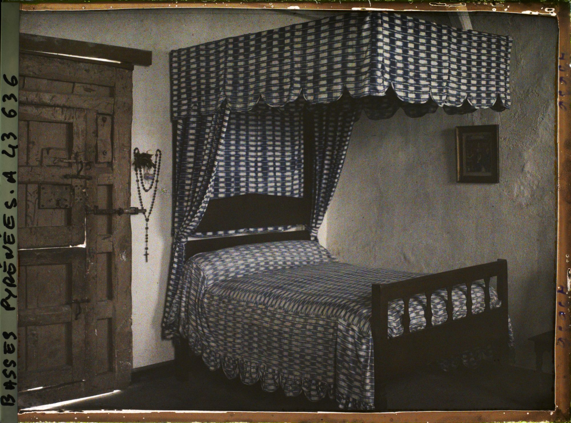 Image représentant France, Bayonne, Chambre à Coucher Basque