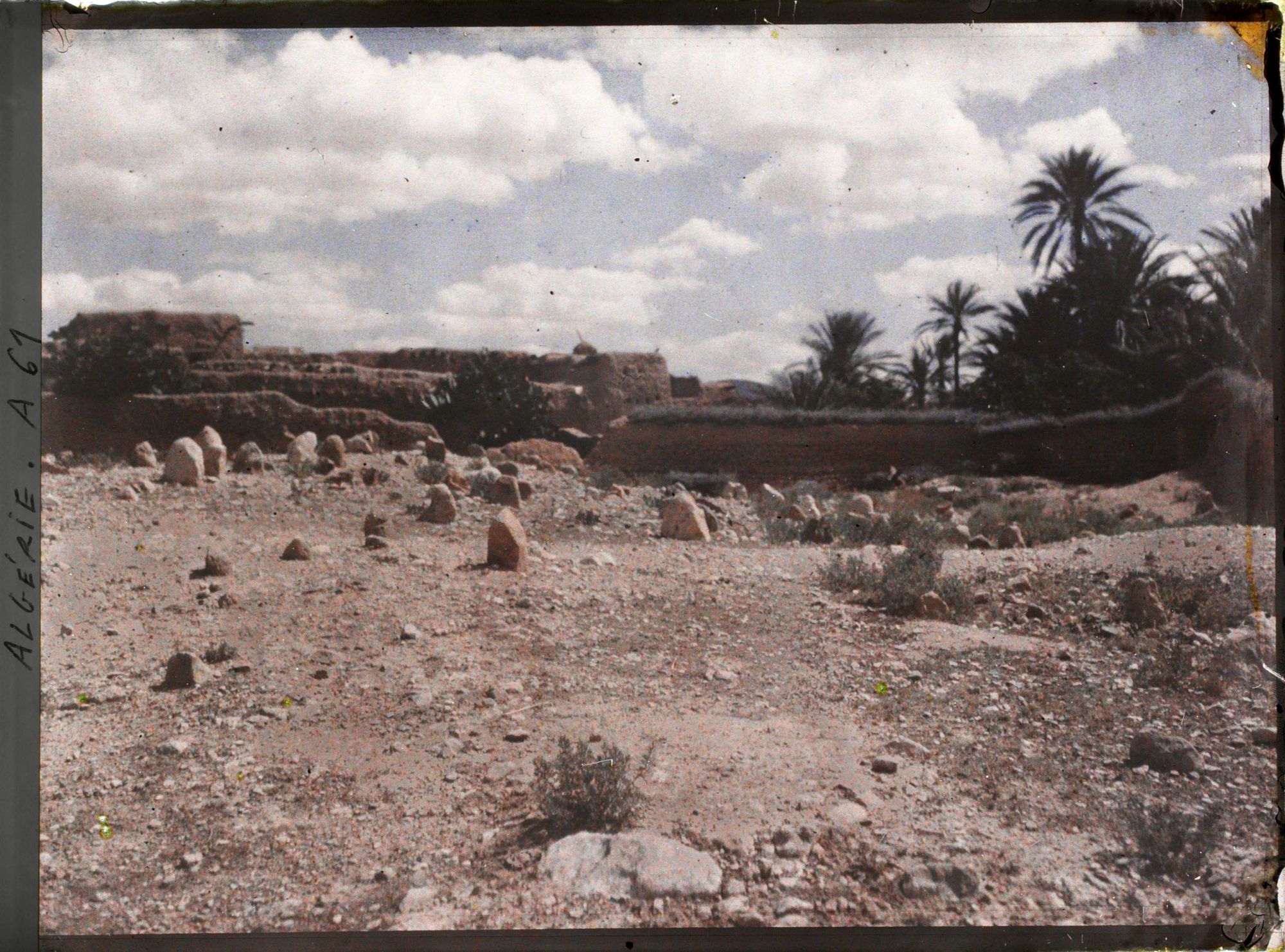 Image représentant Un cimetière