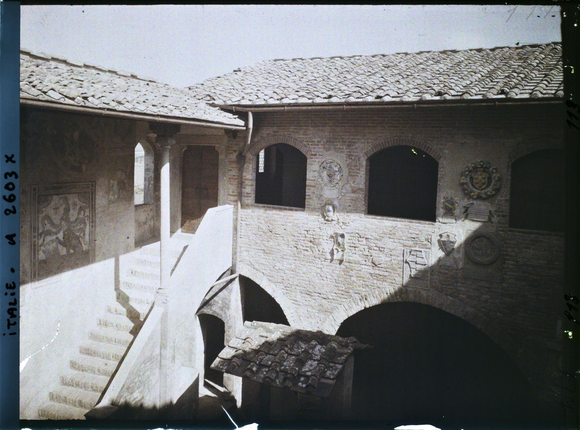 Image représentant Cour du Palazzo Vicariato