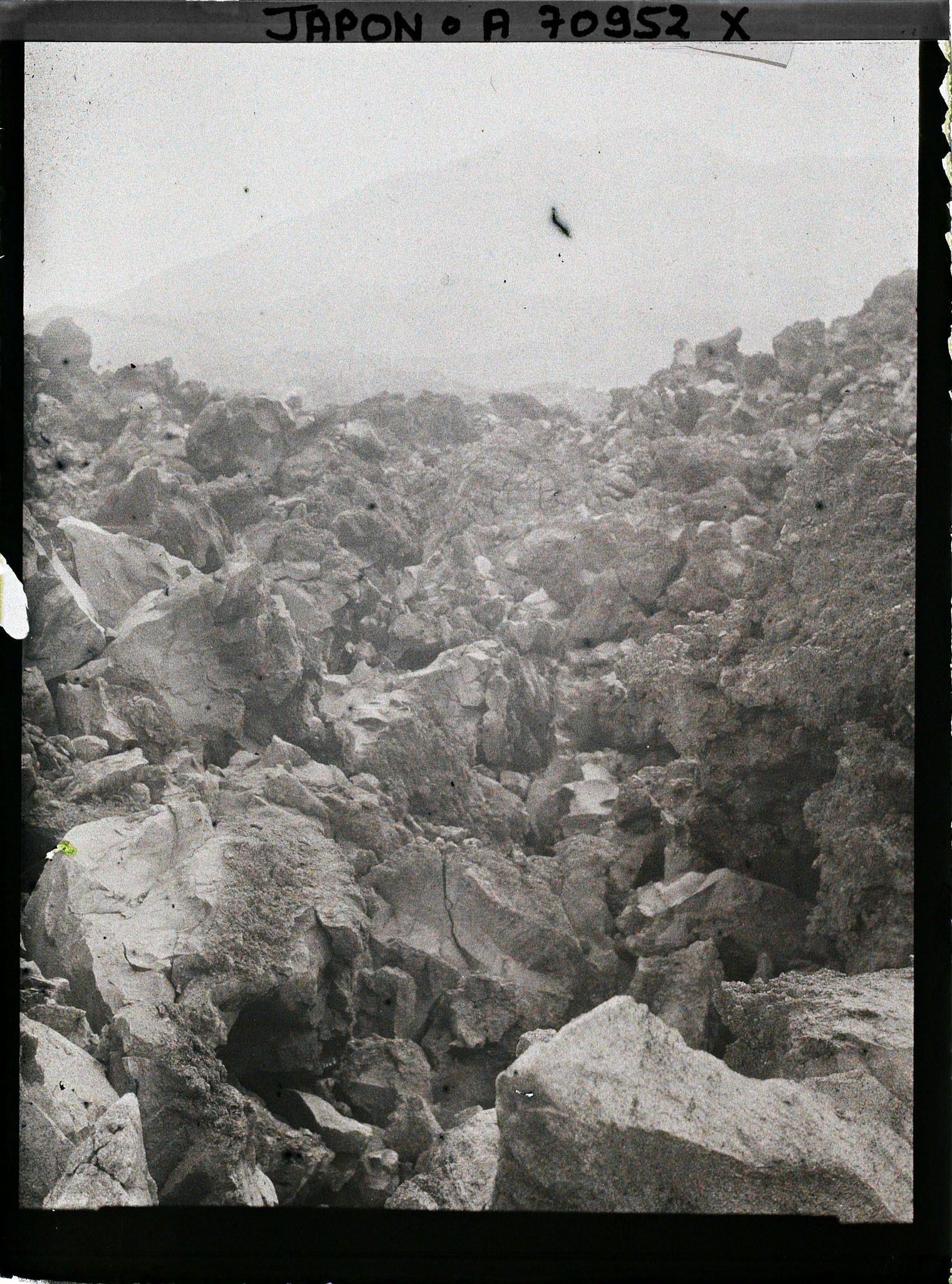 Image représentant Le volcan Sakurajima, agrégat de lave