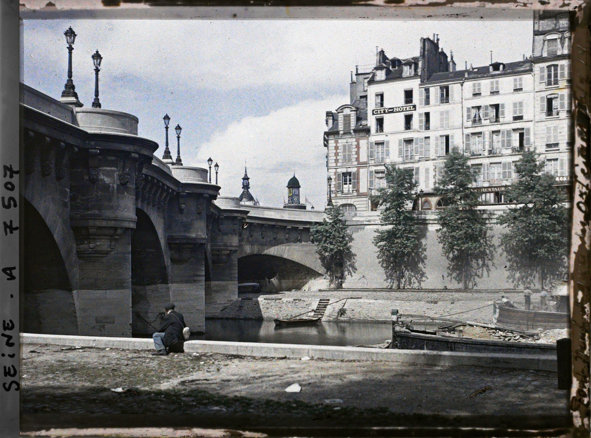 Image représentant Le Pont-Neuf et le quai des Orfèvres, vu du port des Grands Augustins