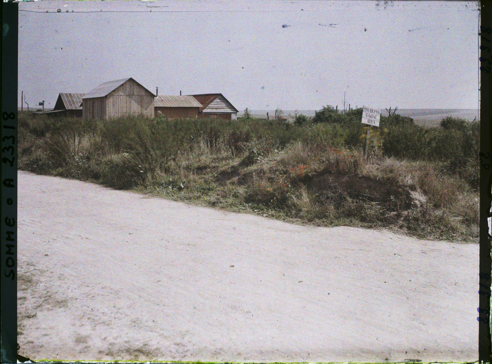Image représentant France, Maurepas, Un Coin du Village