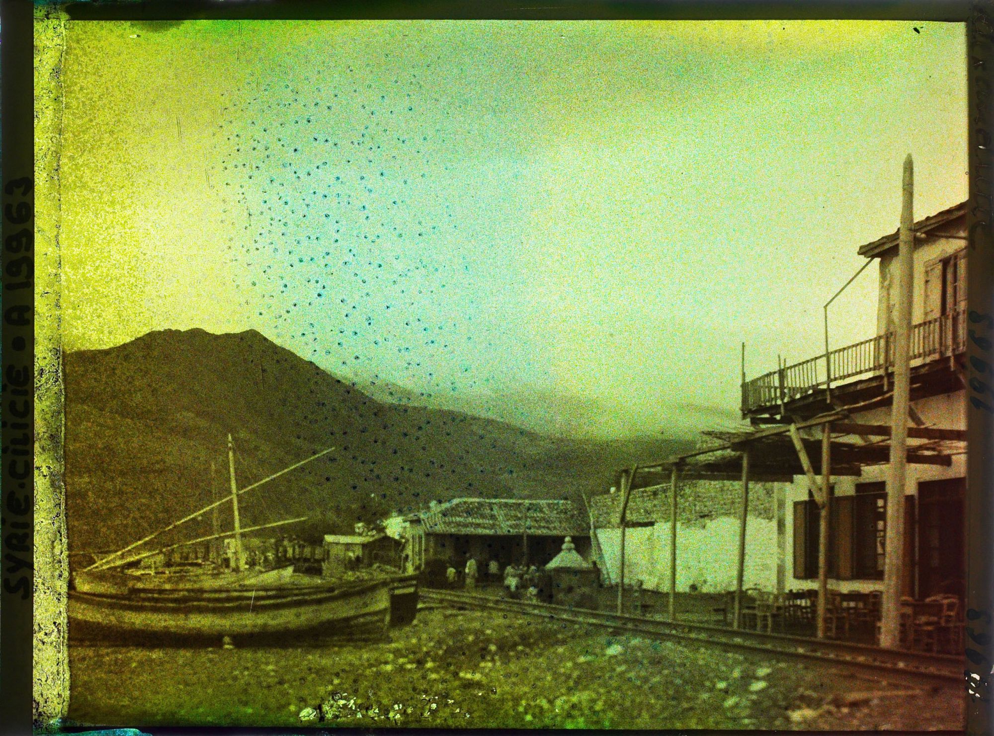 Image représentant Le mont Taurus vu depuis la rade