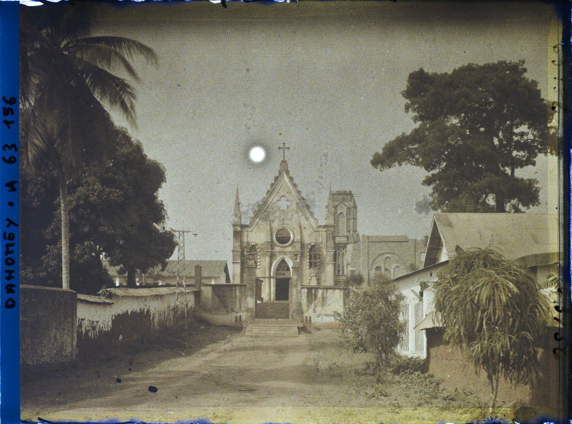 Image représentant L'église de la mission catholique