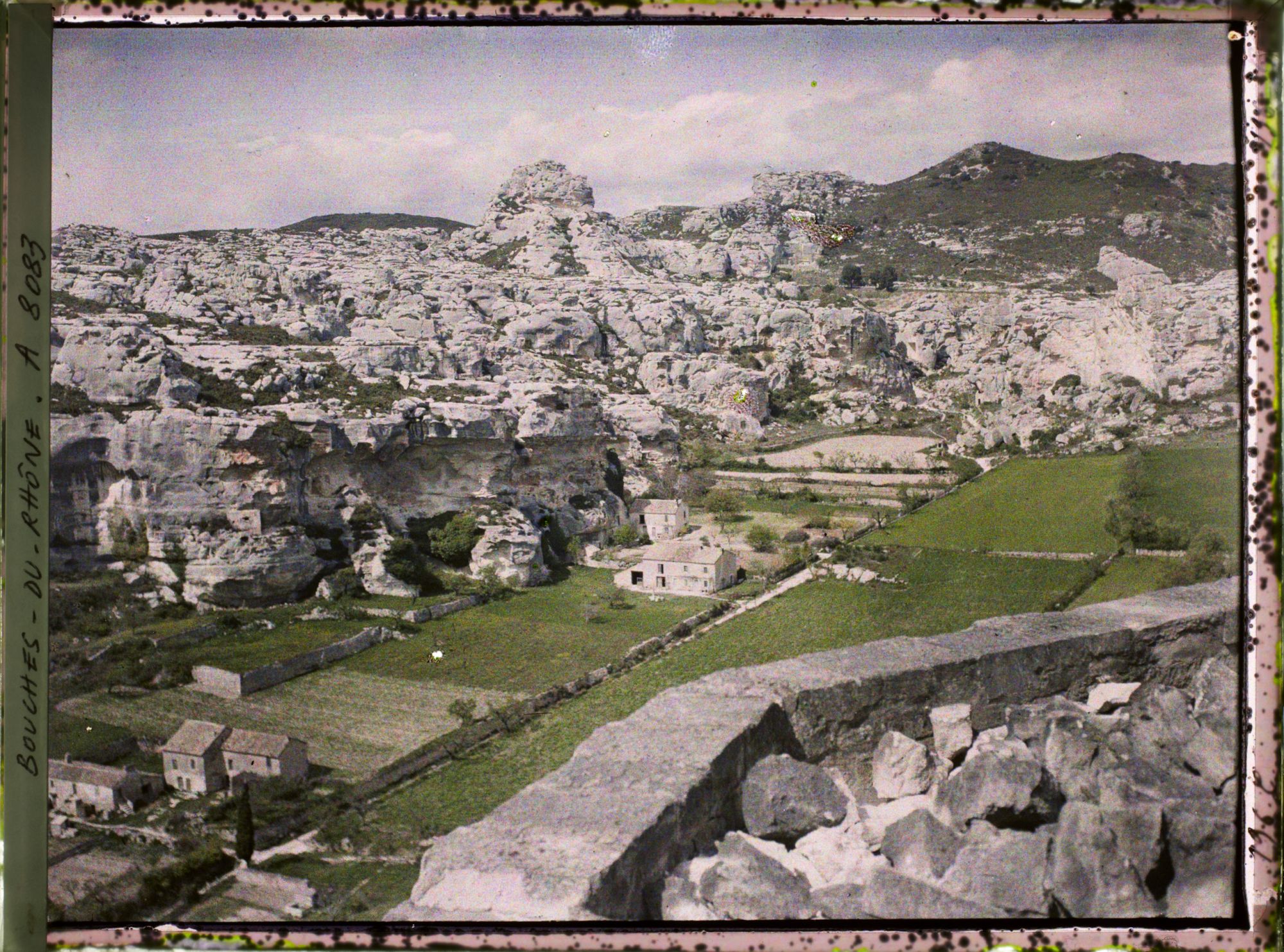 Image représentant Le Val d'Enfer, vu depuis le village