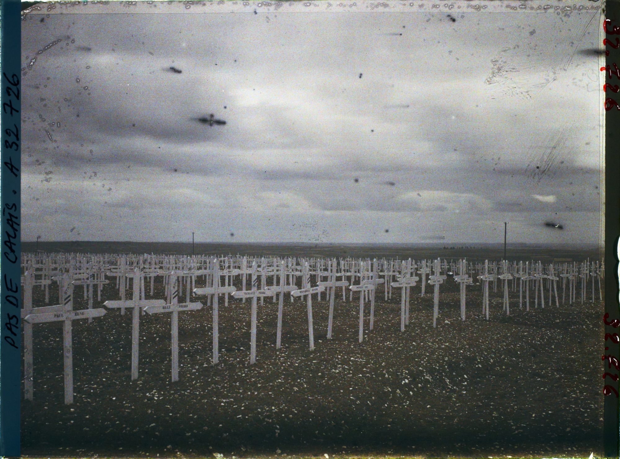 Image représentant France, Ablain St Nazaire, Un aspect du Cimetière de Ne De de Lorette