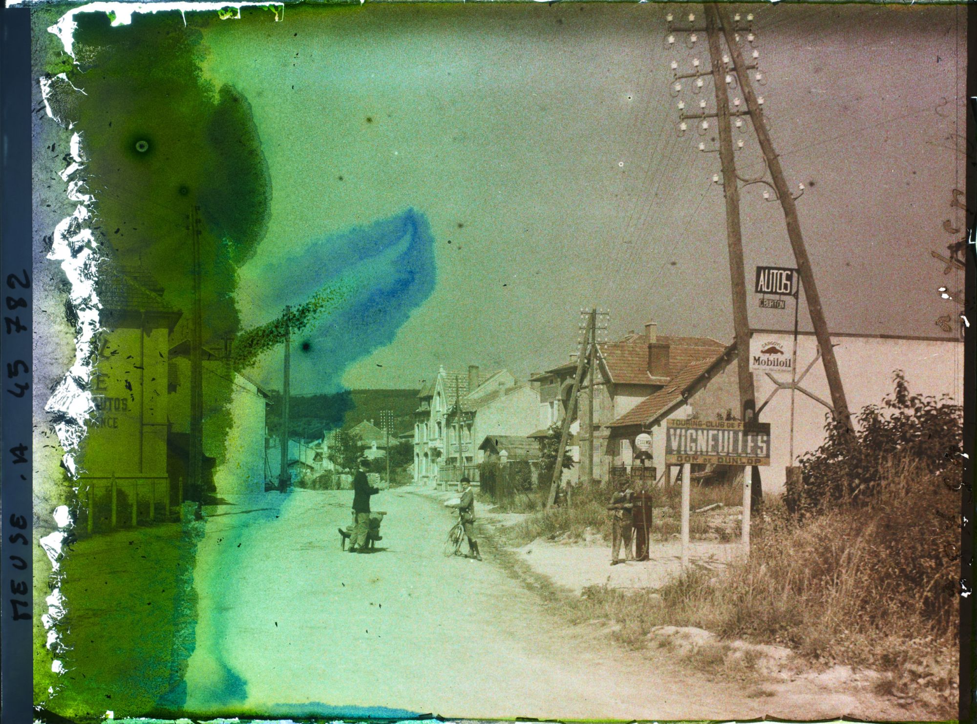 Image représentant France, Vigneulles, Entrée du Village