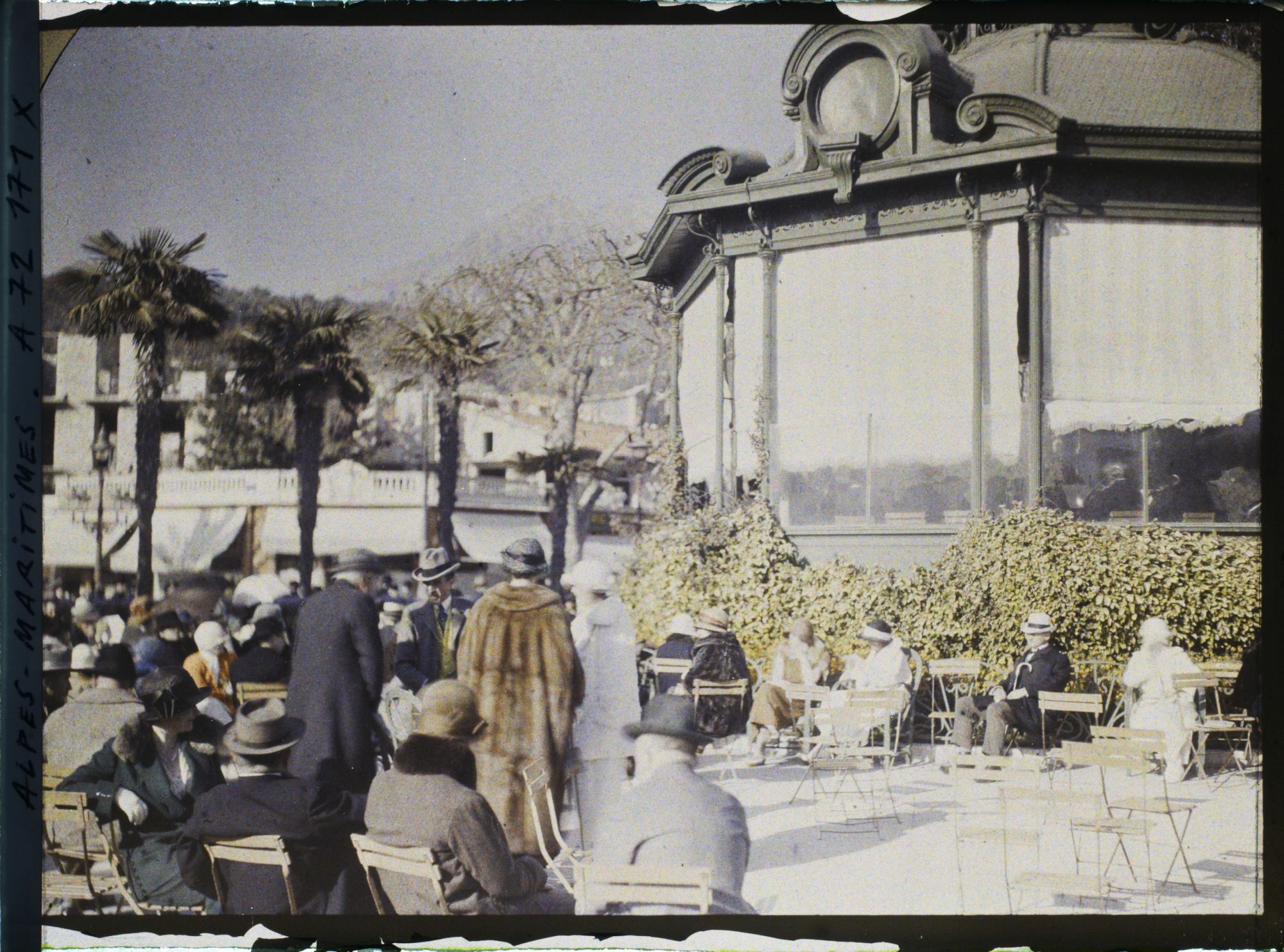 Image représentant Le jardin public et son kiosque à musique