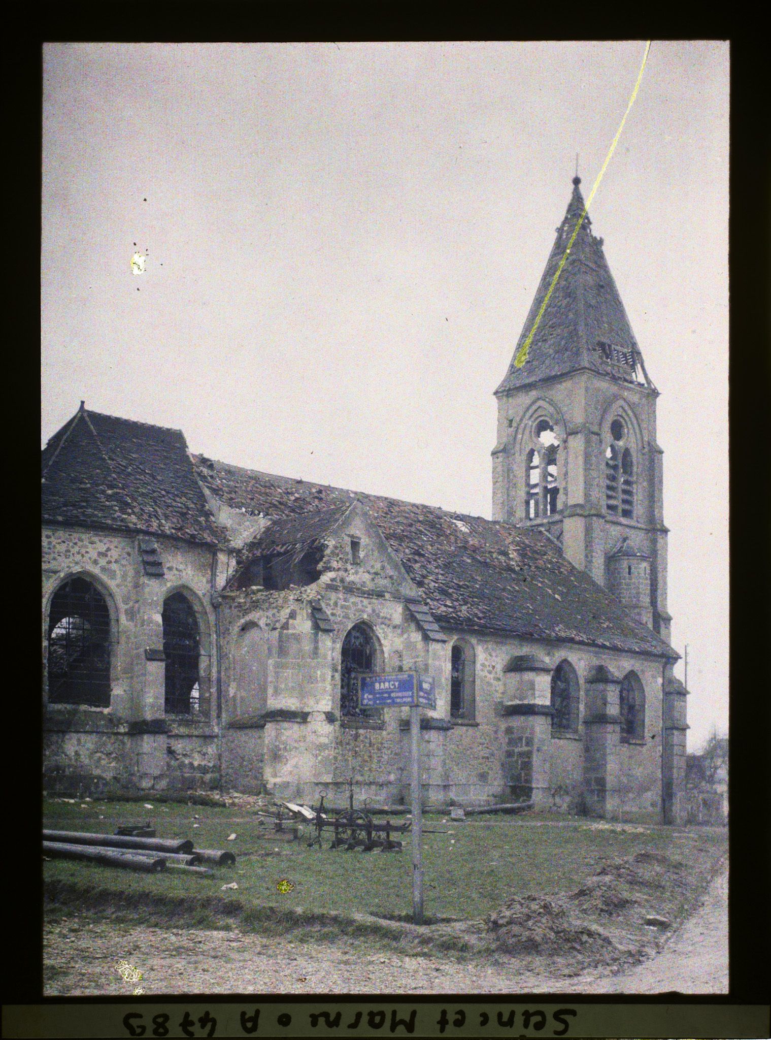 Image représentant France, Barcy, L'Eglise et le clocher bombardés