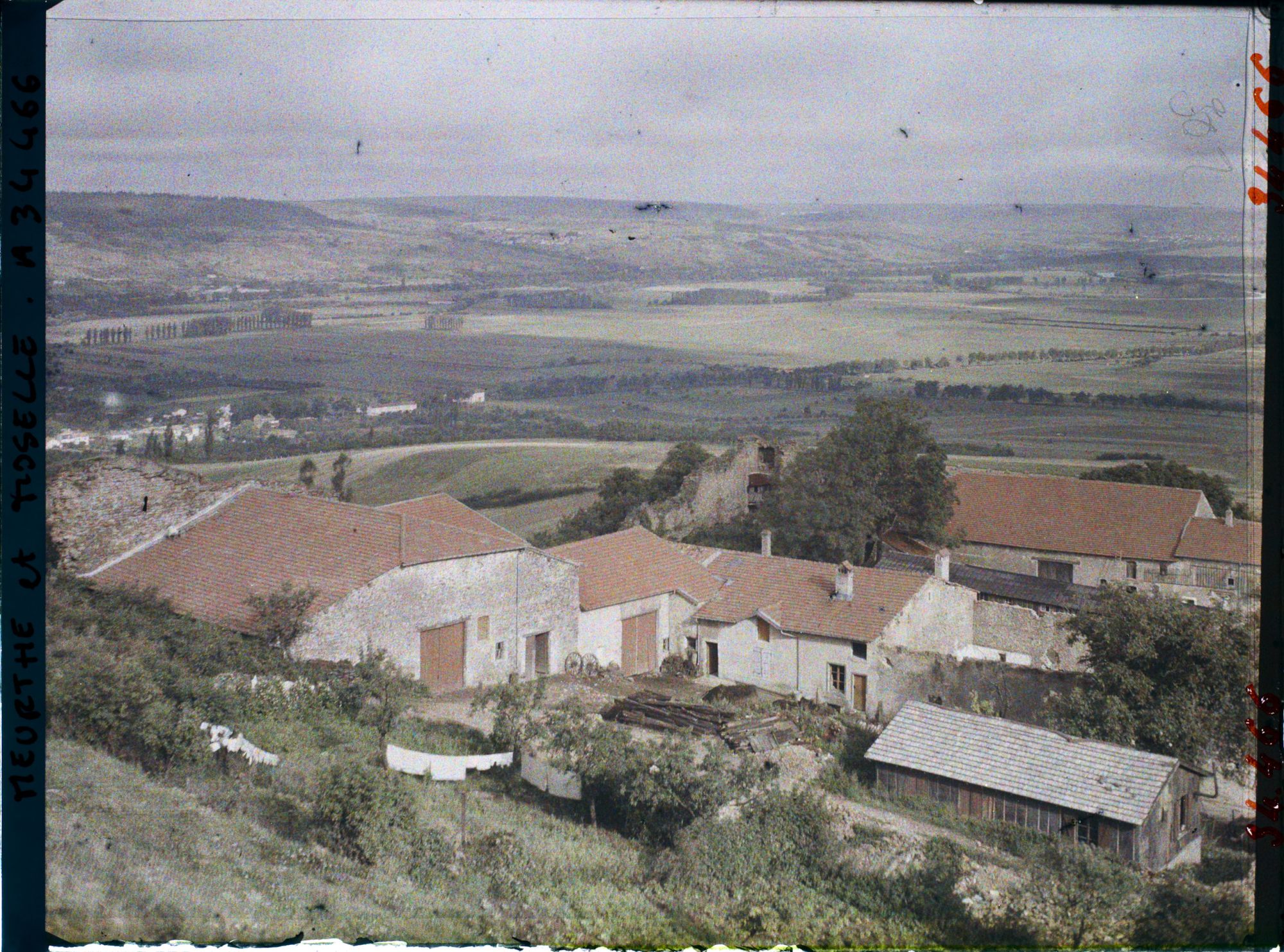 Image représentant France, Mousson, Panorama pris de Mousson sur La Vallée de la Moselle vers Noroy et Pagny s/ Moselle