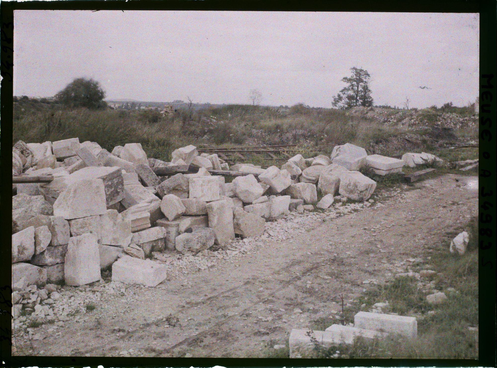 Image représentant France, Boureuil Secteur de Vauquois, Restes de l'Eglise