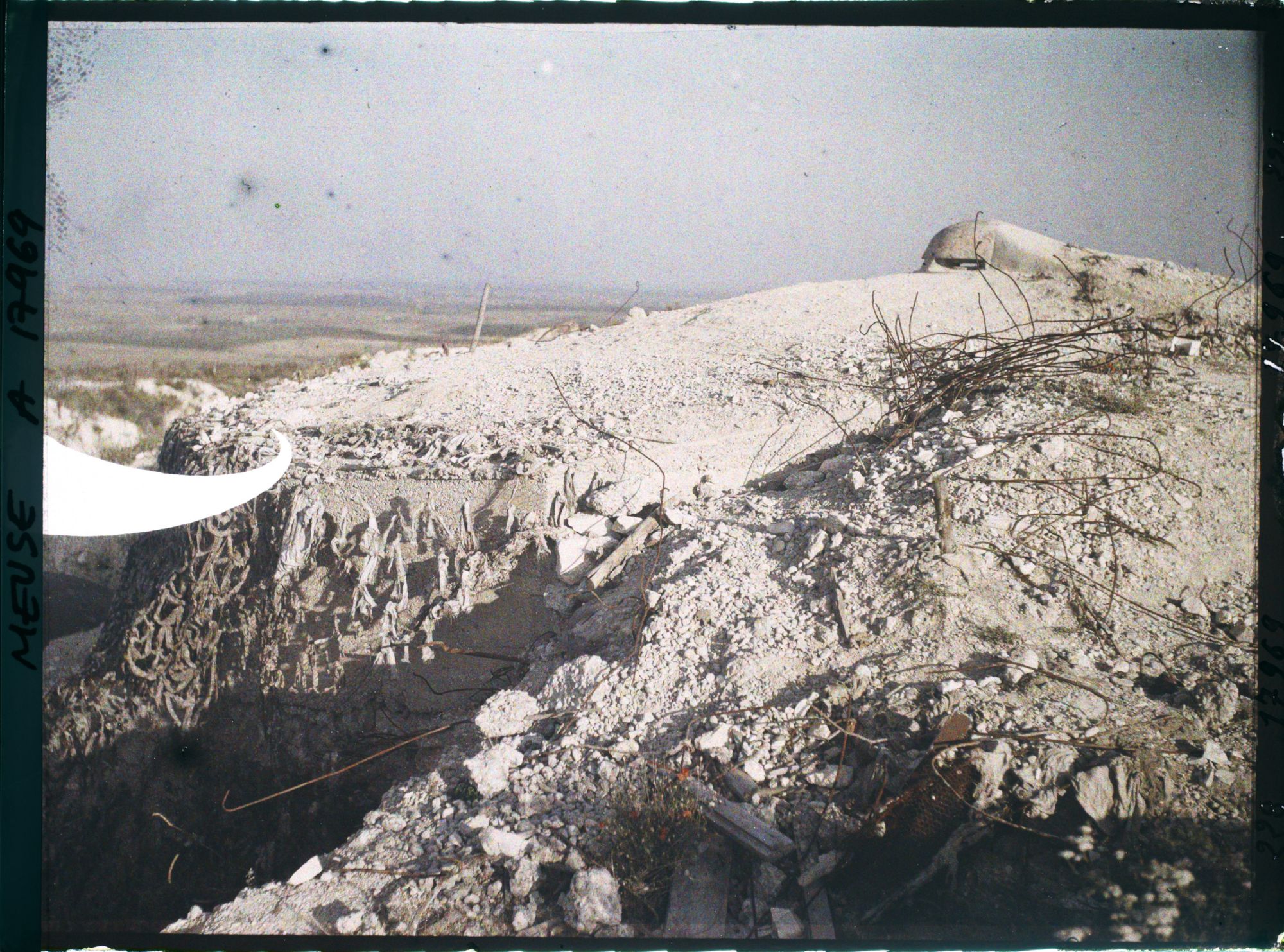 Image représentant France, Fort de Vaux, Le poste du guetteur.