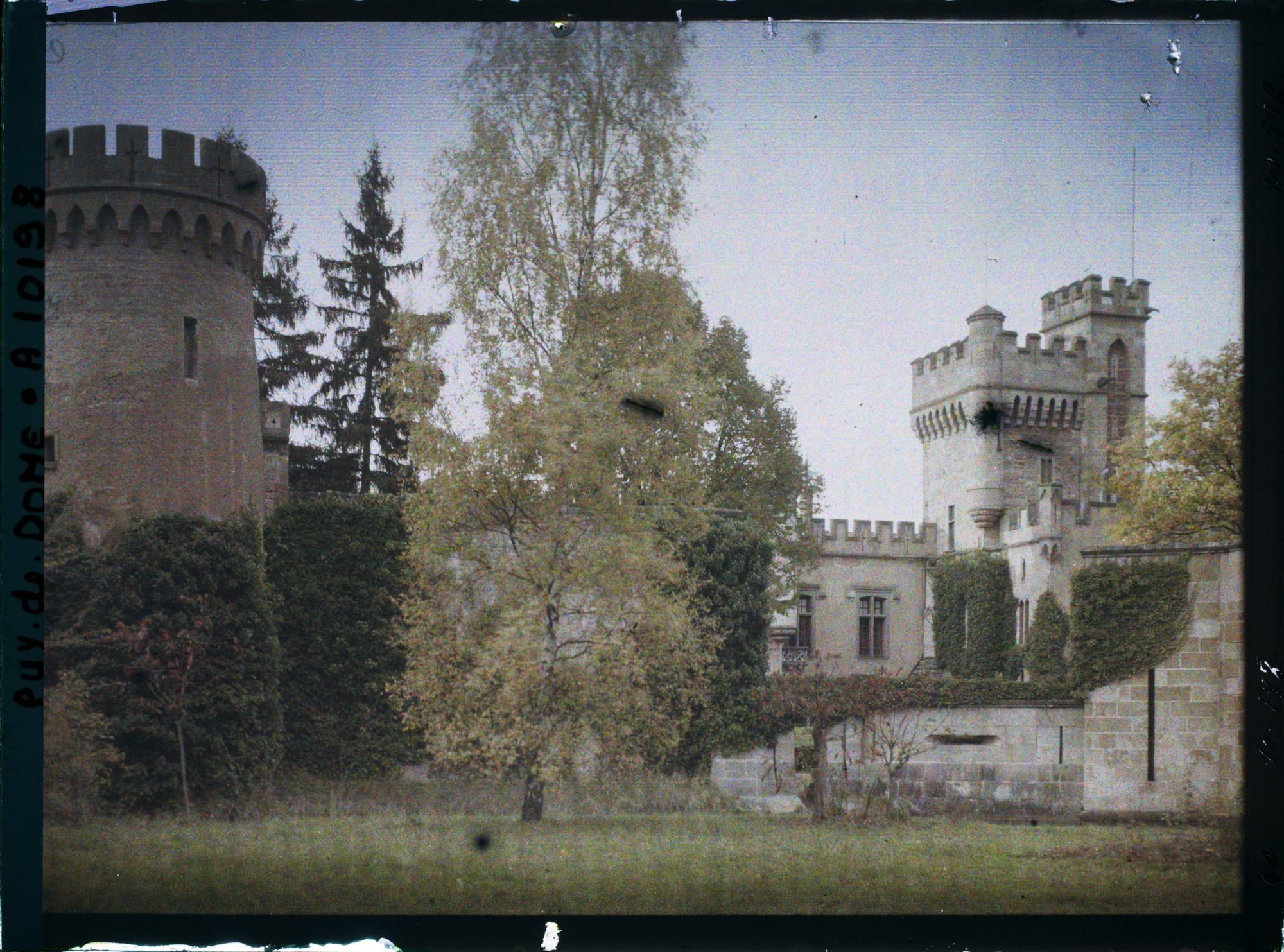 Image représentant France, La Grange Fort, La Grange-Fort Architecture du Château, Extérieur