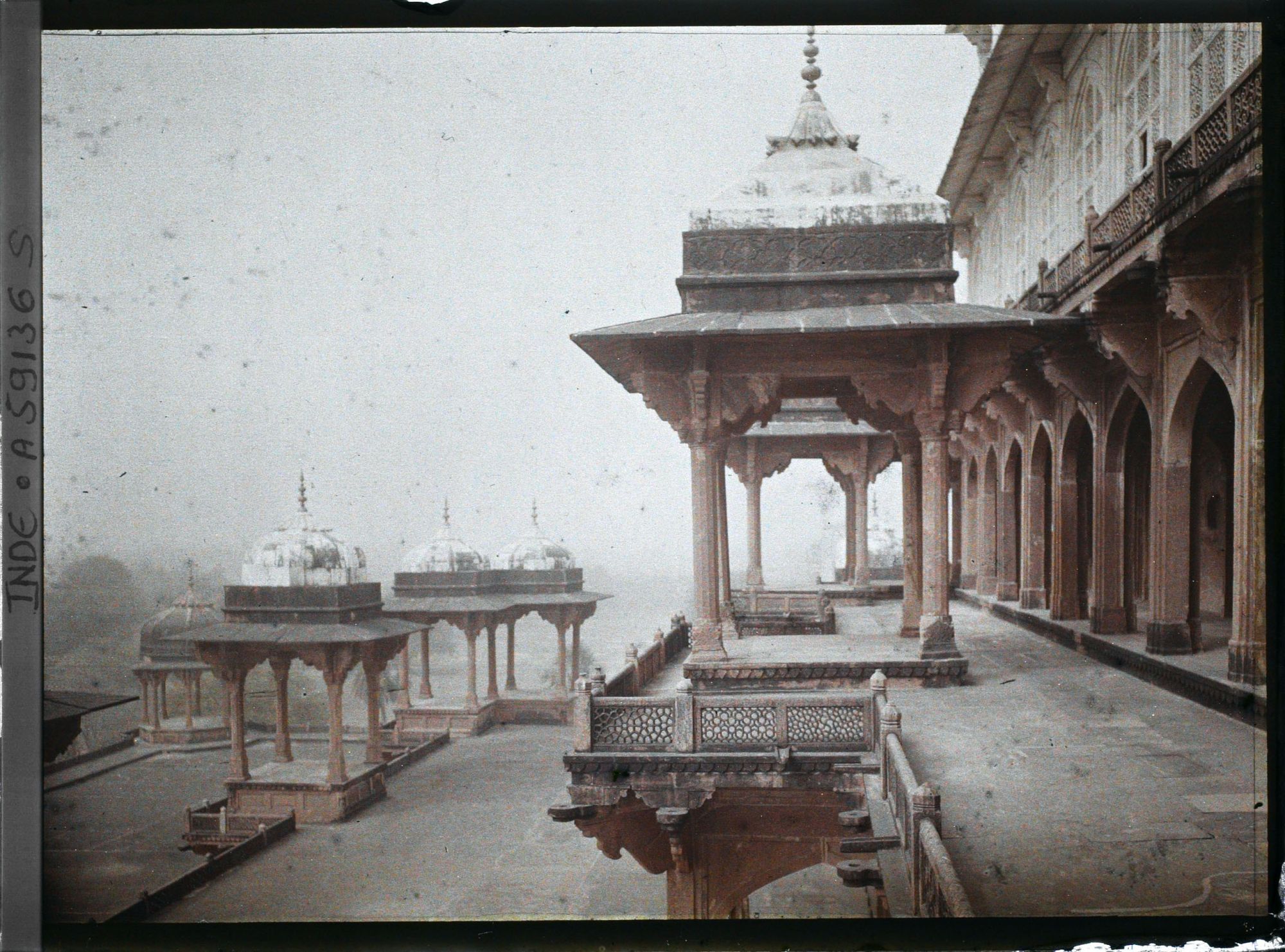 Image représentant Les terrasses du Mausolée d'Akbar