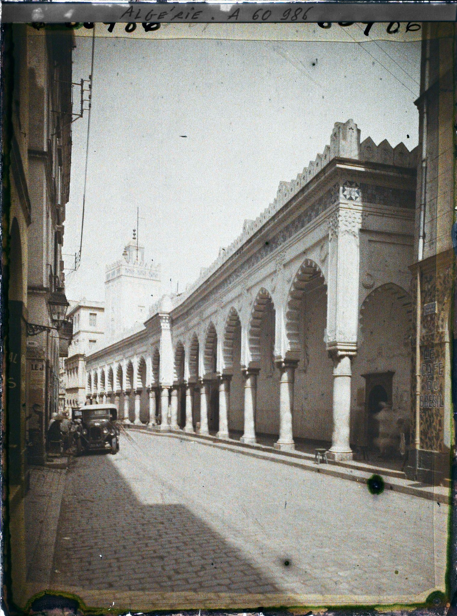 Image représentant La rue de la Marine et la Grande Mosquée