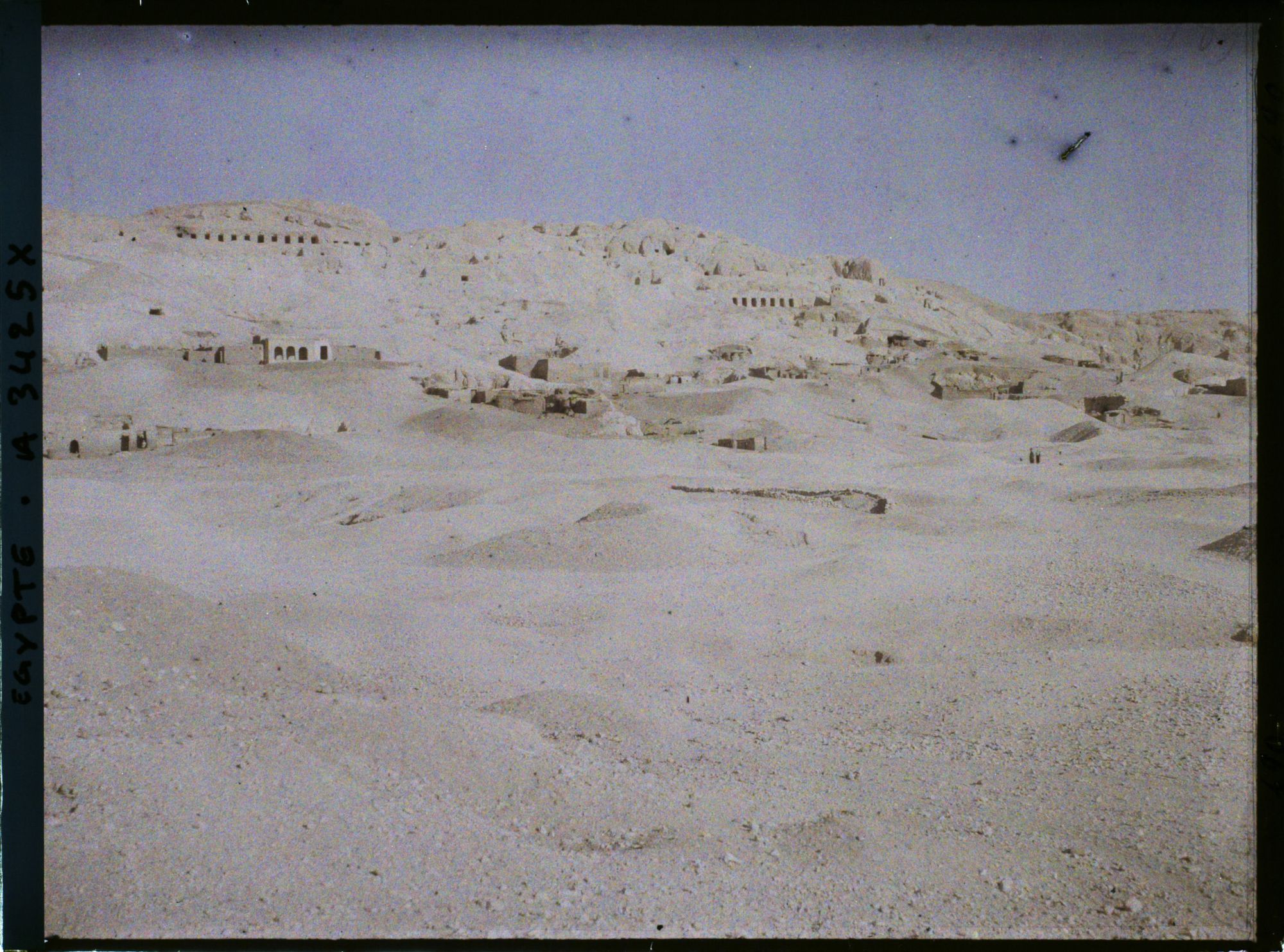 Image représentant Vue générale sur la vallée des Reines