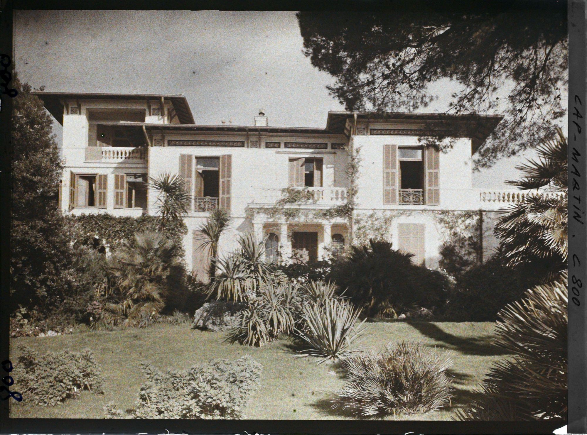 Image représentant La villa Miramar, appartenant à Albert Kahn