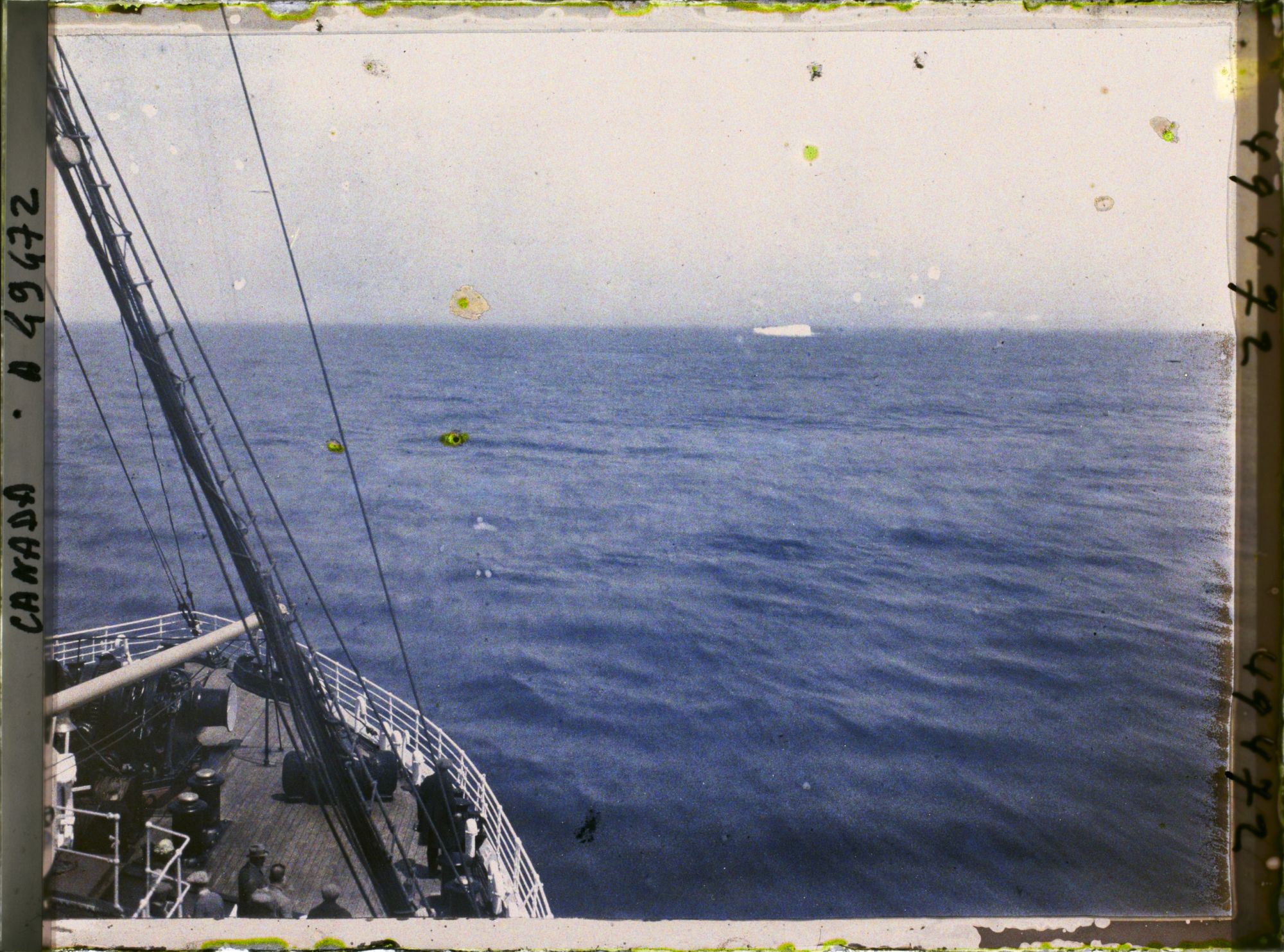 Image représentant Canada, Bord Melita, Un Iceberg dans l'Atlantique