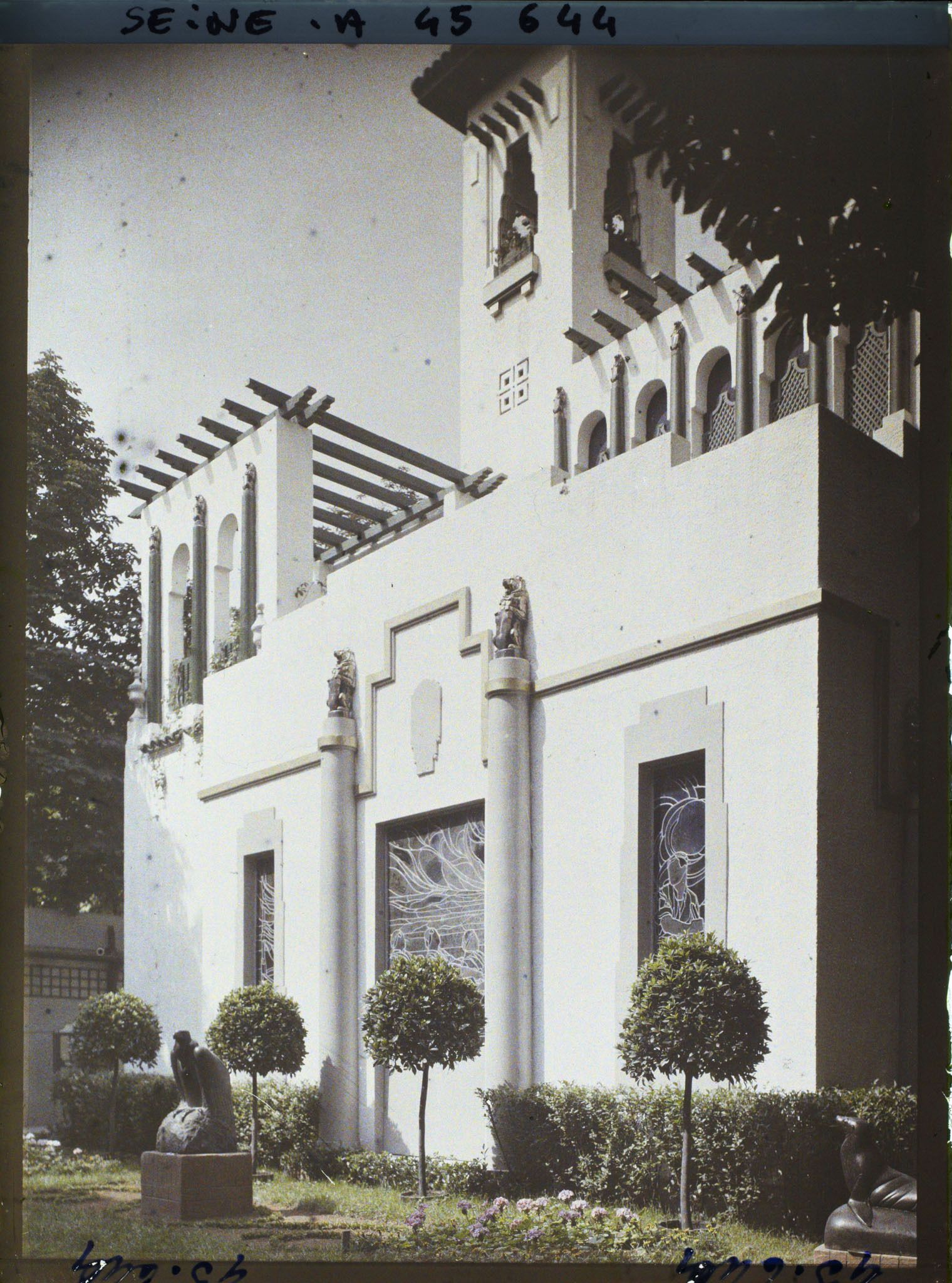 Image représentant L'Exposition des arts décoratifs, Pavillon de l'Espagne