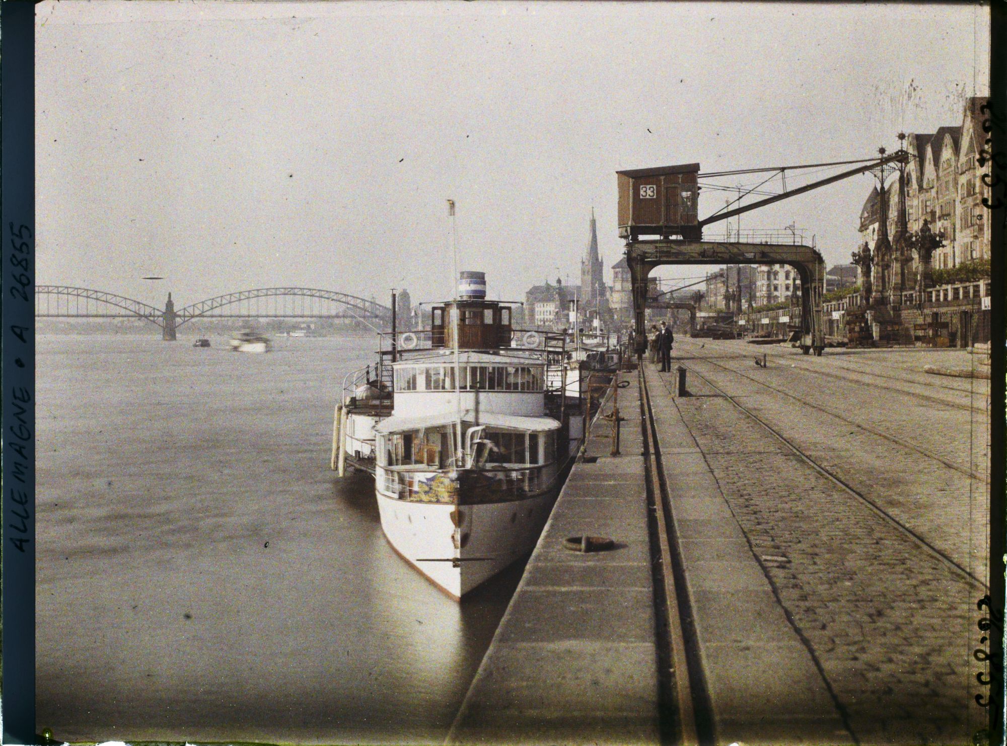 Image représentant Allemagne, Düsseldorf, Occupation Française Les Quais vers les grands ponts du Rhin