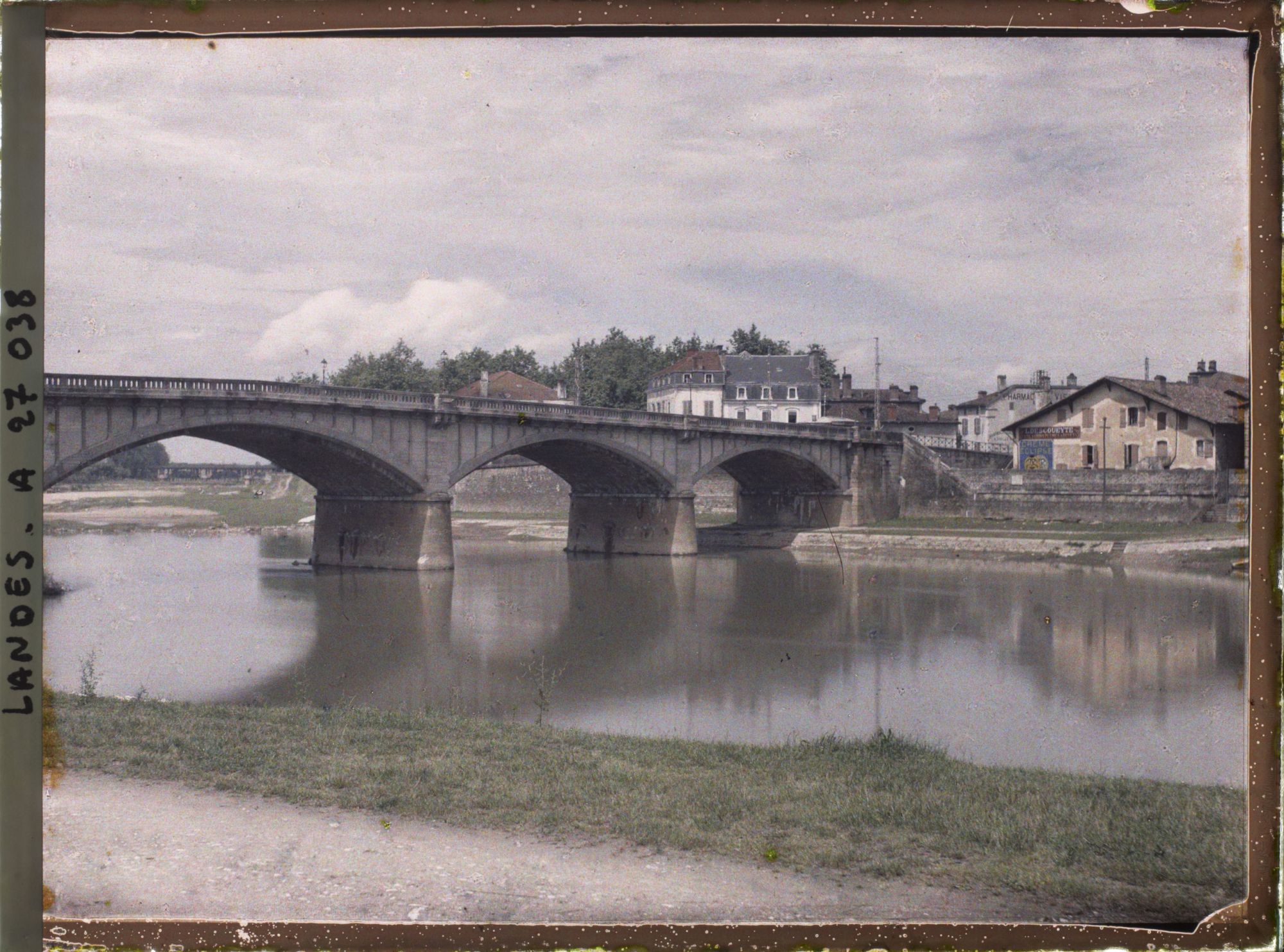 Image représentant Le vieux pont