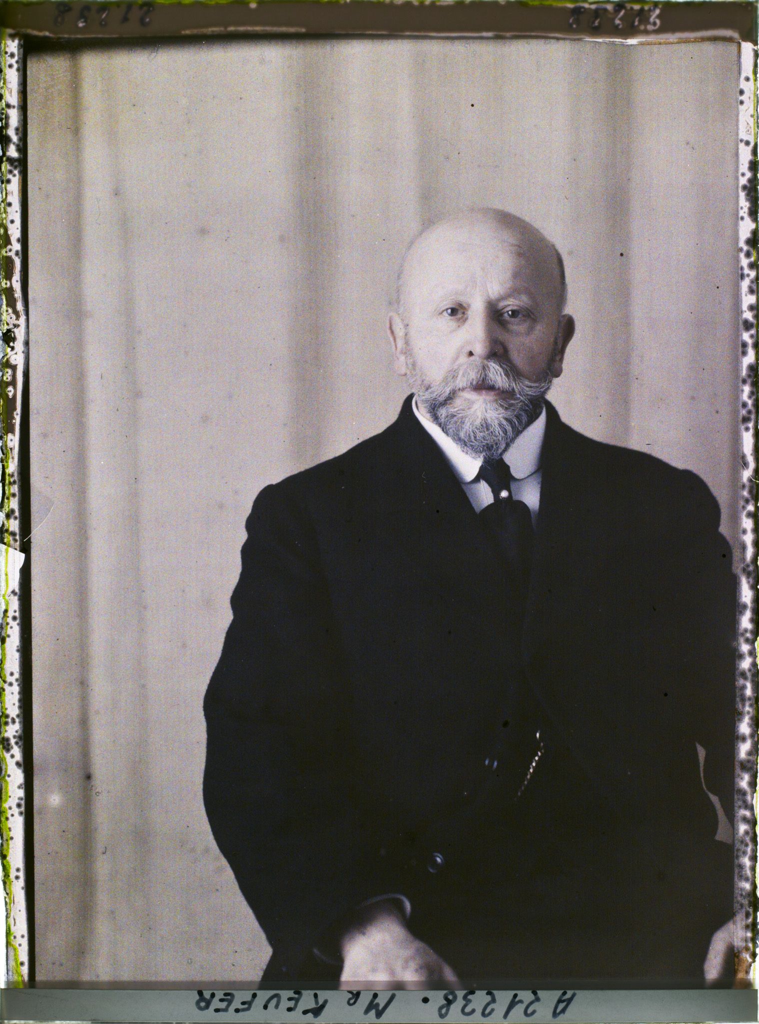 Image représentant Monsieur Auguste Keufer