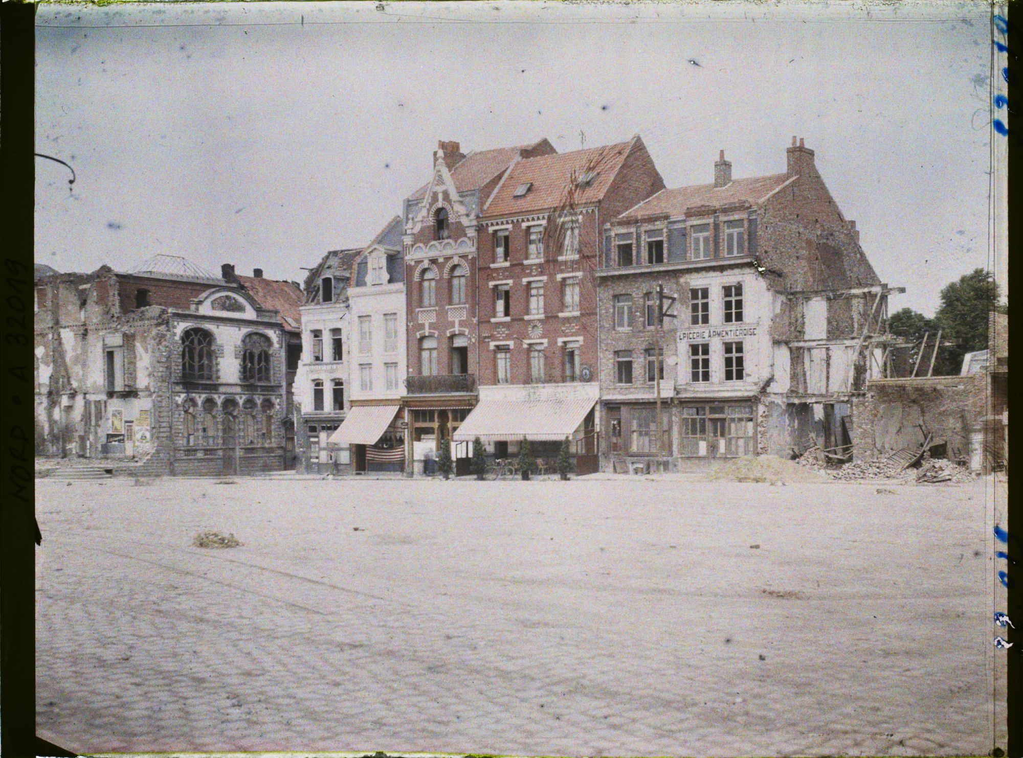 Image représentant France, Armentières, La Grande Place